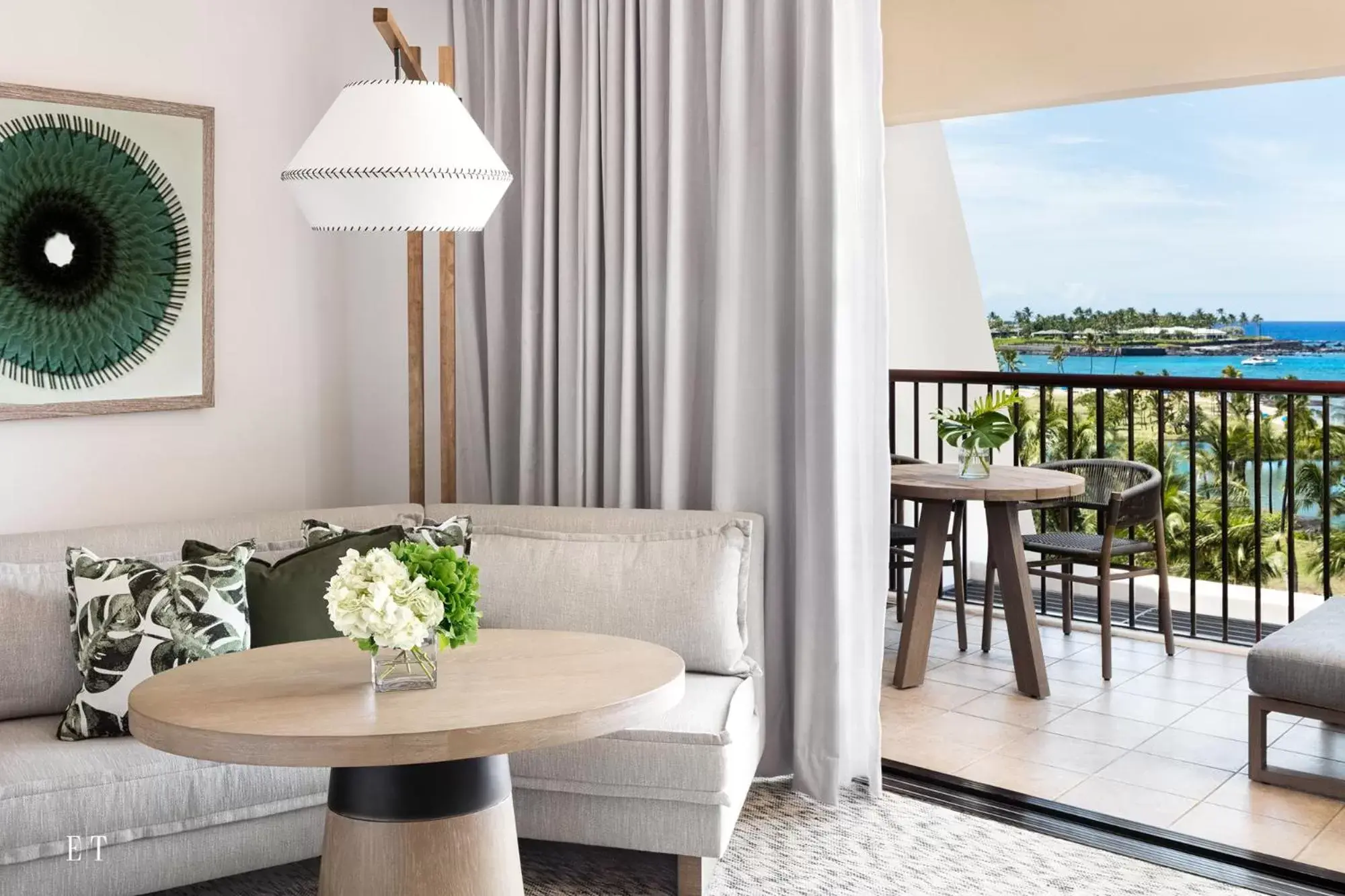 Ocean View King Hearing Accessible in Mauna Lani, Auberge Resorts Collection