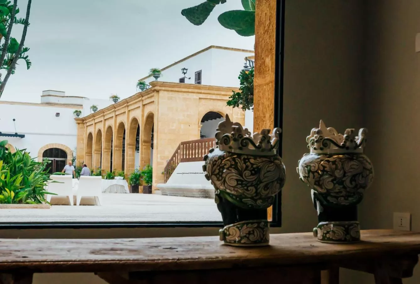 Facade/entrance in Villa Favorita Hotel & Events