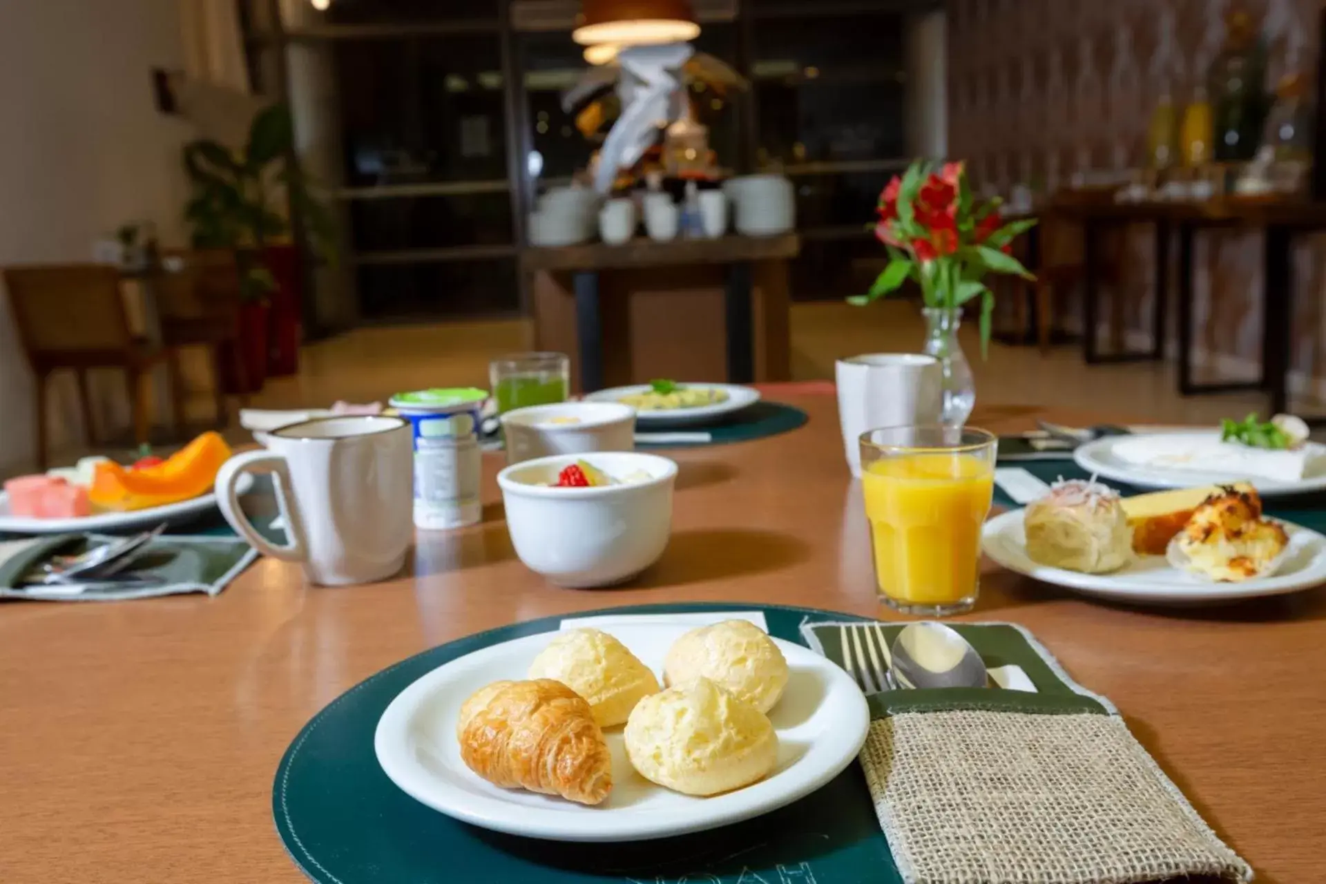 Breakfast in Quality Hotel São Caetano