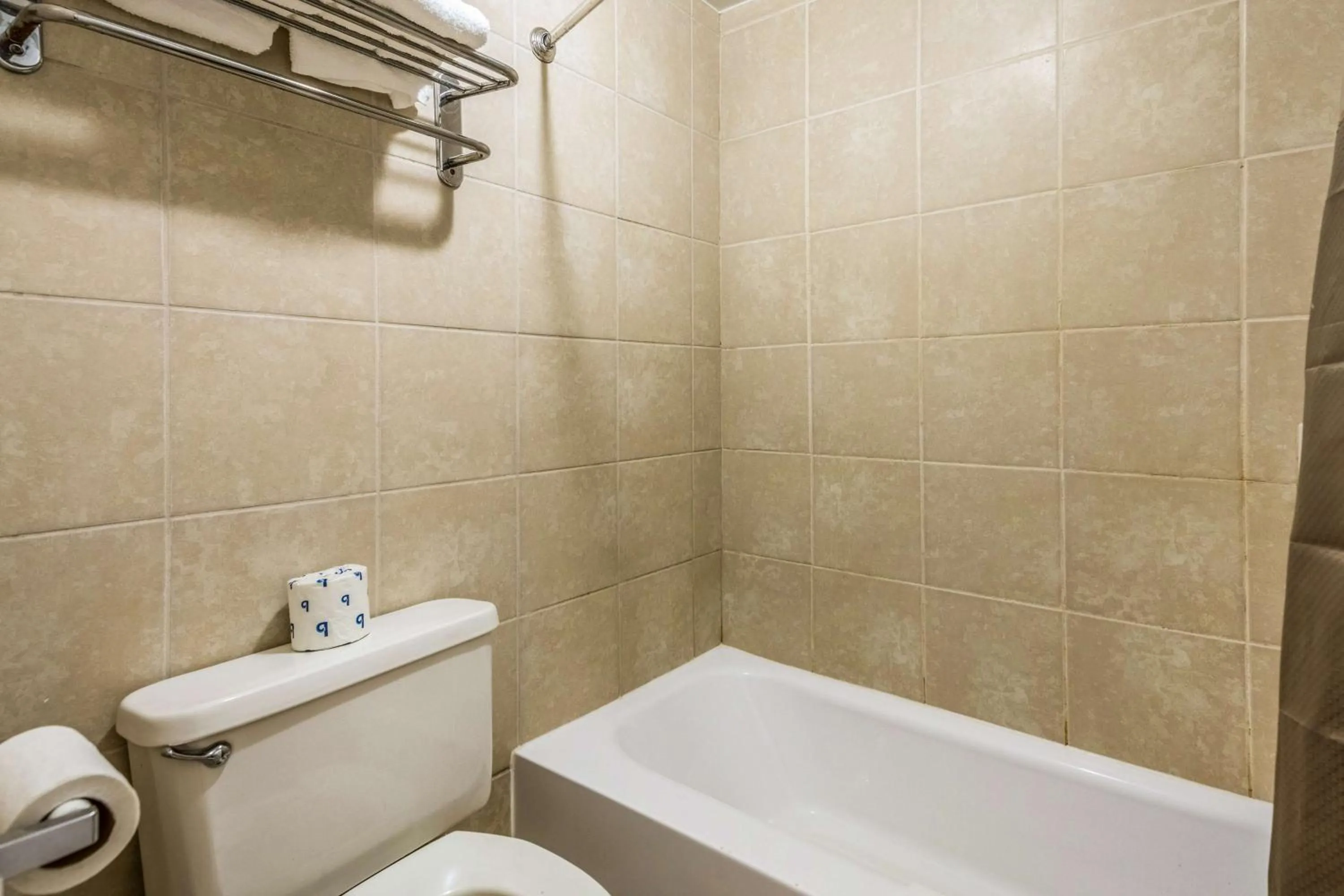 Bathroom in Motel 6-Schenectady, NY