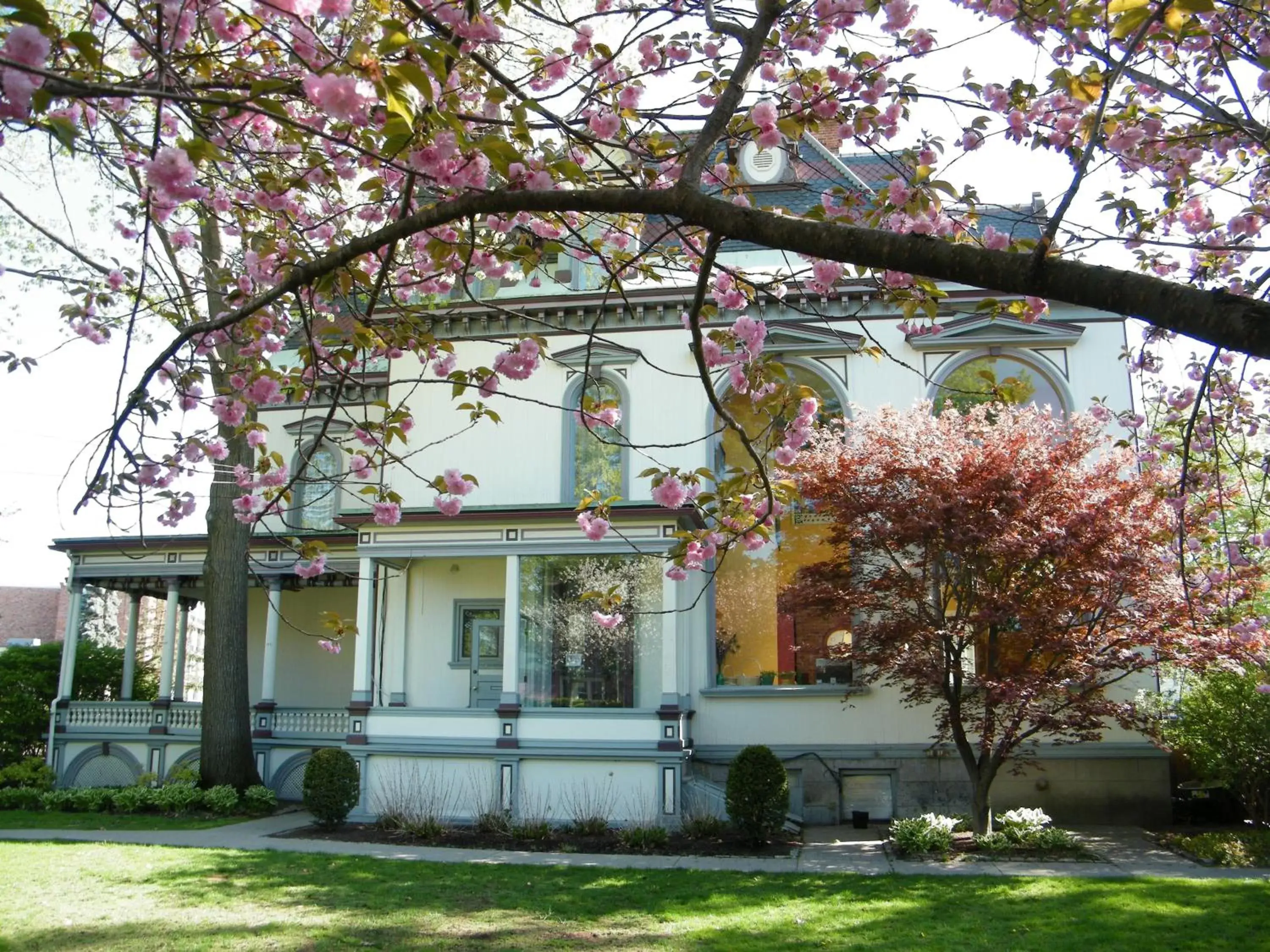 Property Building in Batcheller Mansion Inn