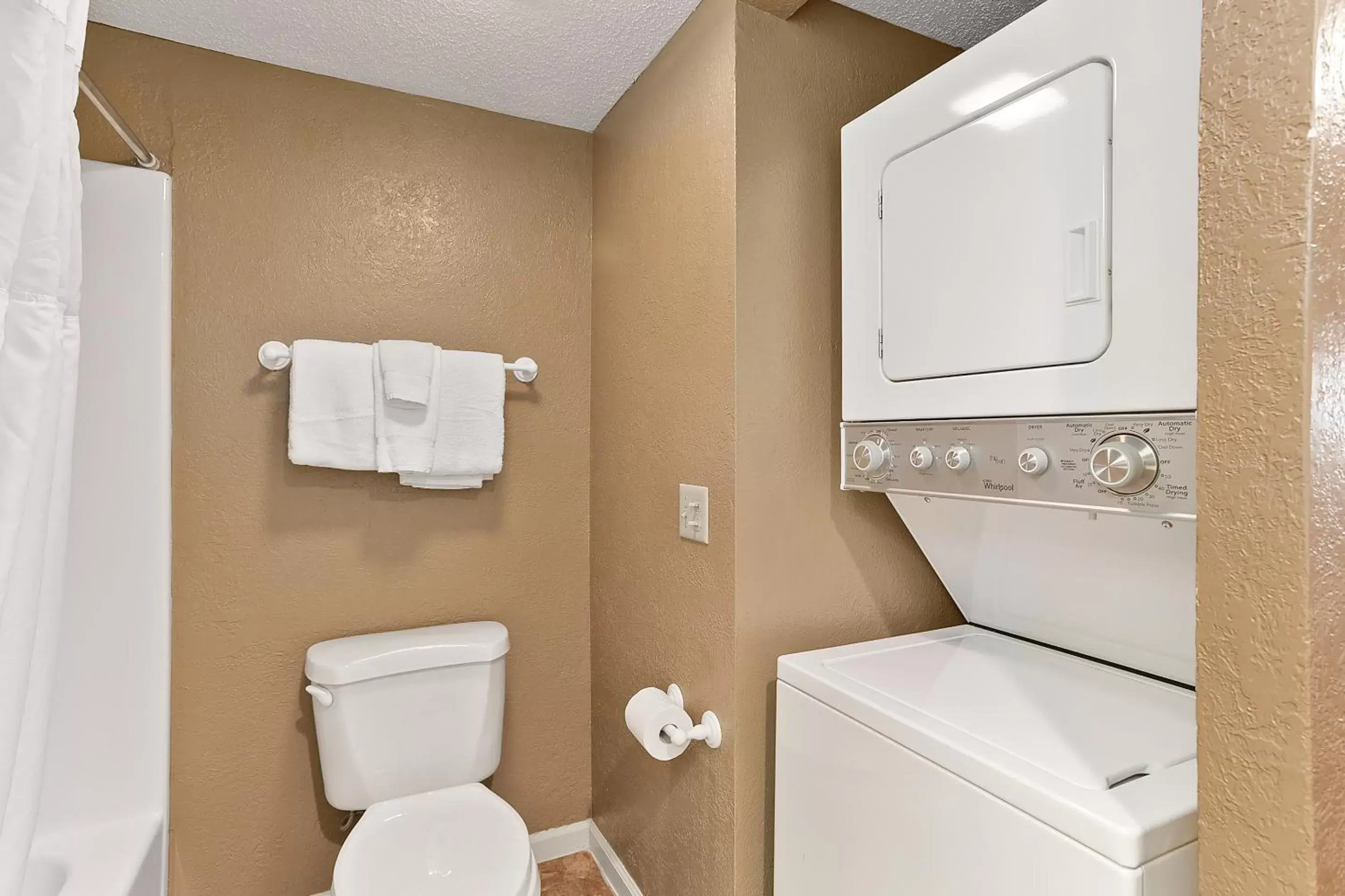 Bathroom in Sunrise Ridge Resort