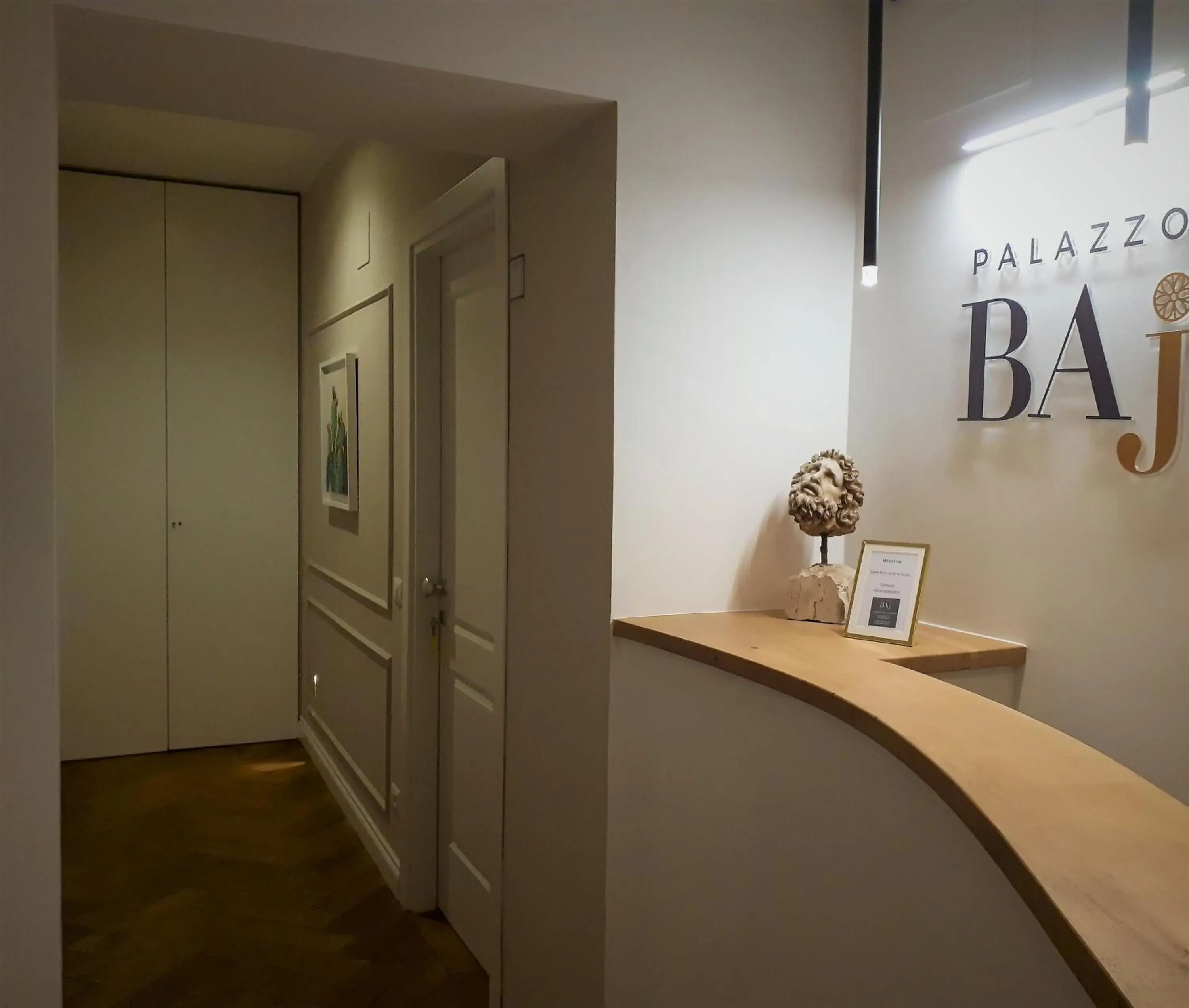 Other, Lobby/Reception in Palazzo Baj in Trastevere