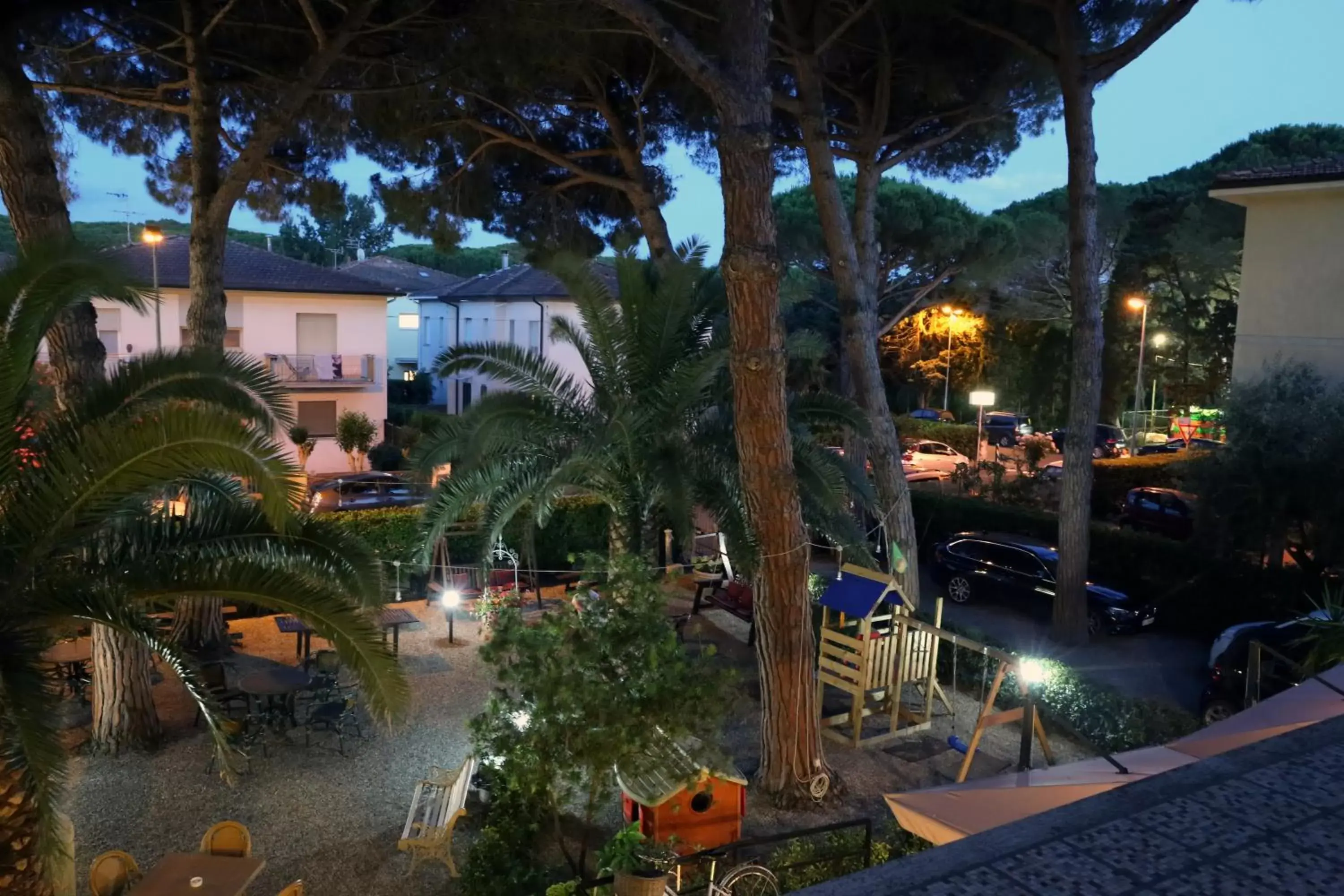 Garden, Pool View in Hotel Massimo