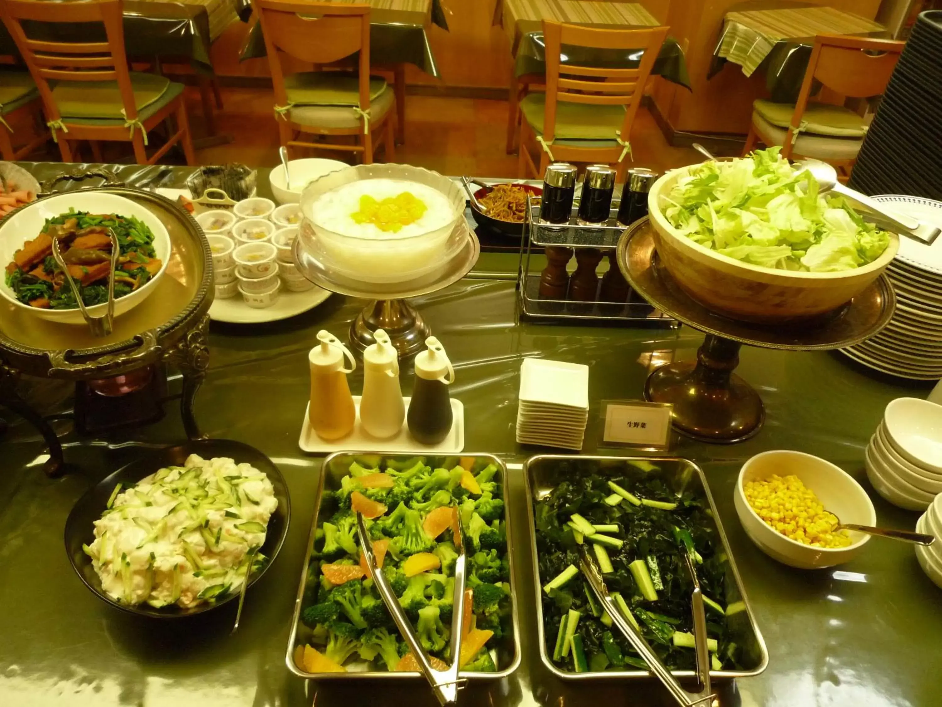 Restaurant/places to eat, Food in Hotel Crown Hills Koriyama