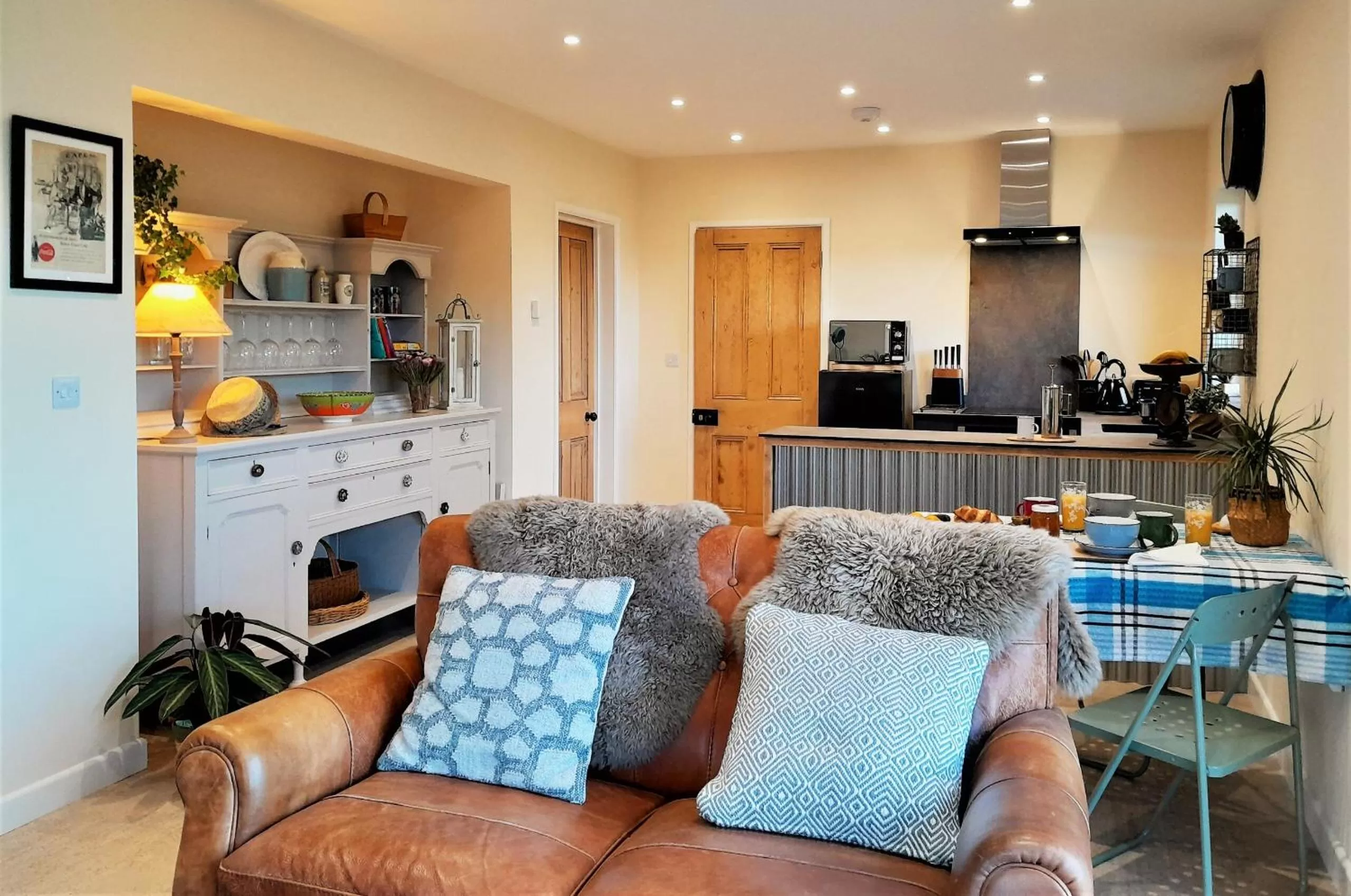 Living room in Lobhill Farmhouse Bed and Breakfast and Self Catering Accommodation