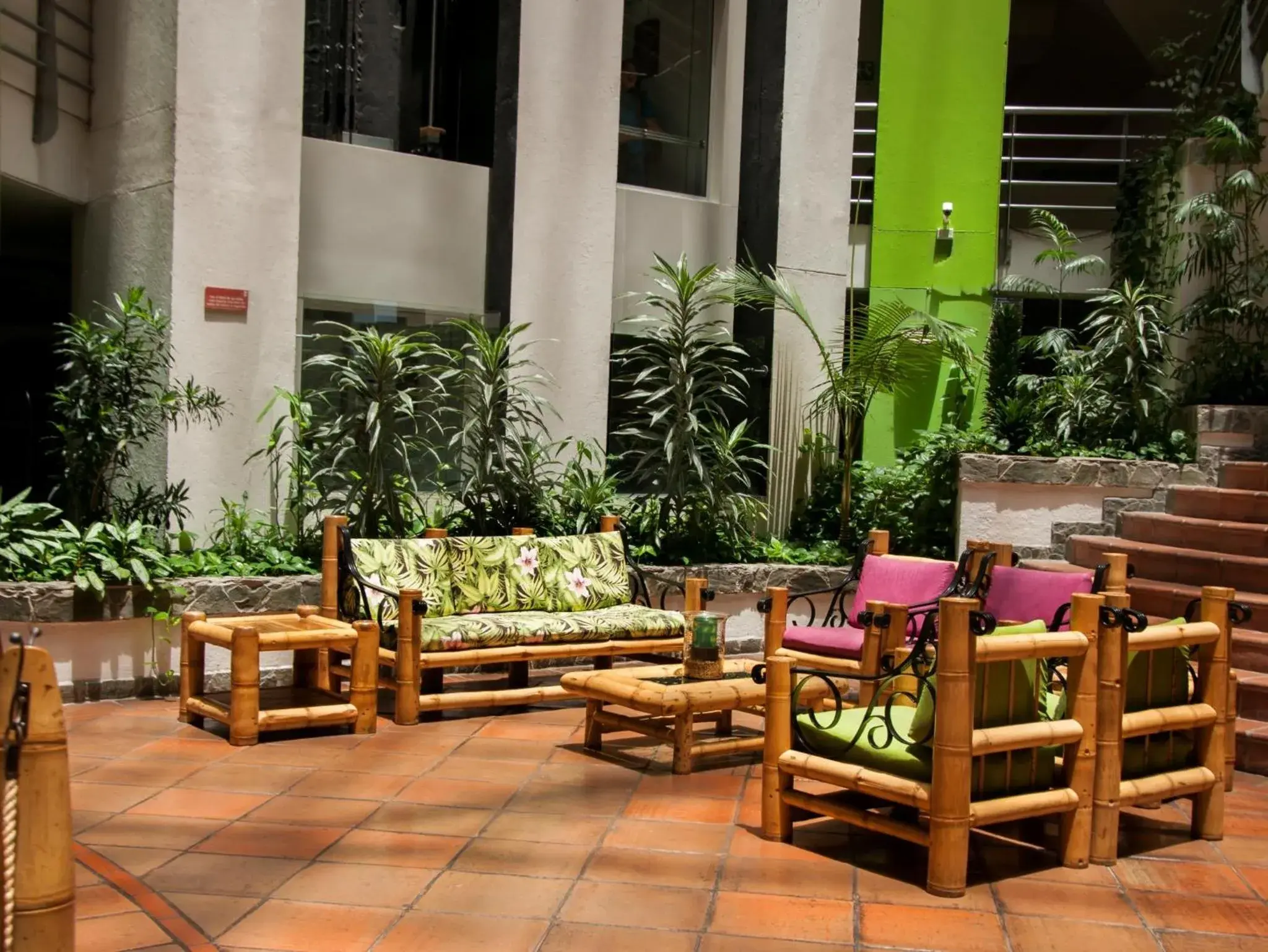 Communal lounge/ TV room in Armenia Hotel