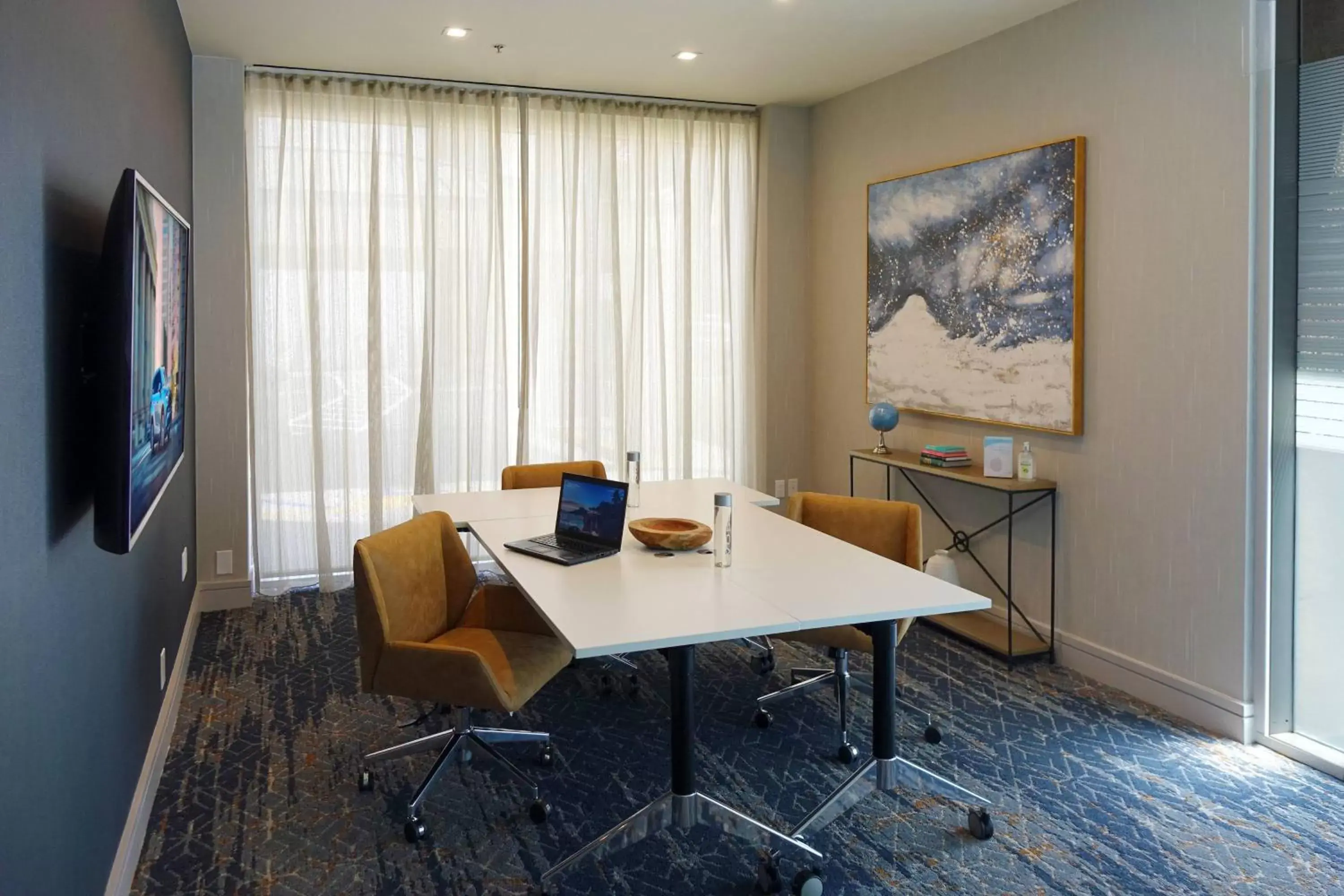 Meeting/conference room in Courtyard by Marriott Los Angeles LAX / Century Boulevard