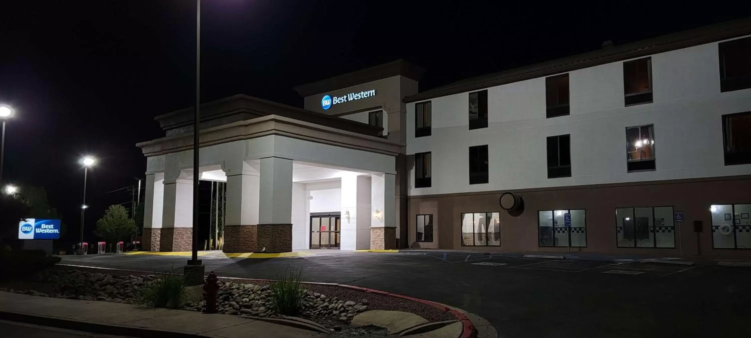 Property Building in Best Western Gallup West
