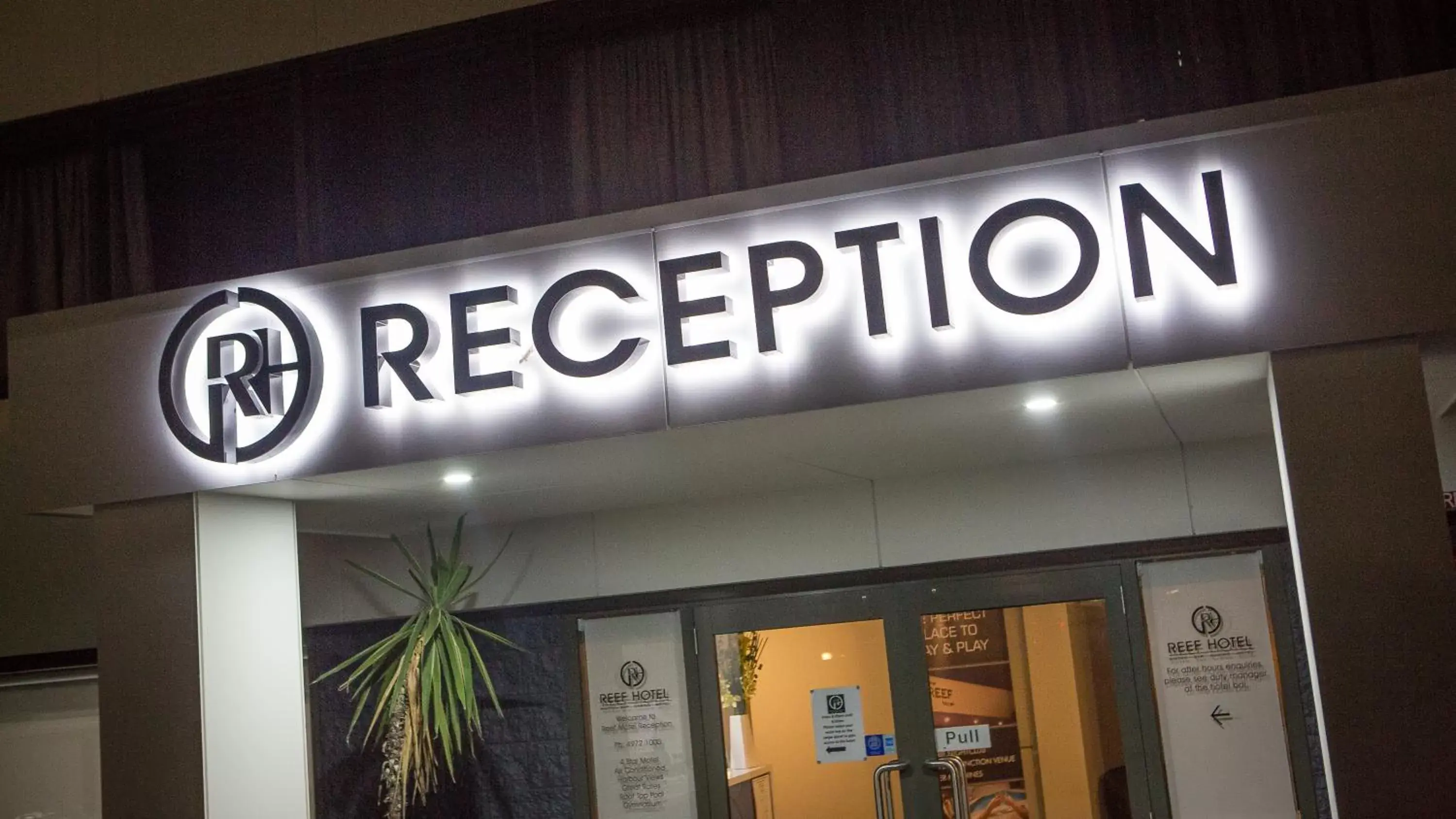 Facade/entrance in Gladstone Reef Hotel Motel