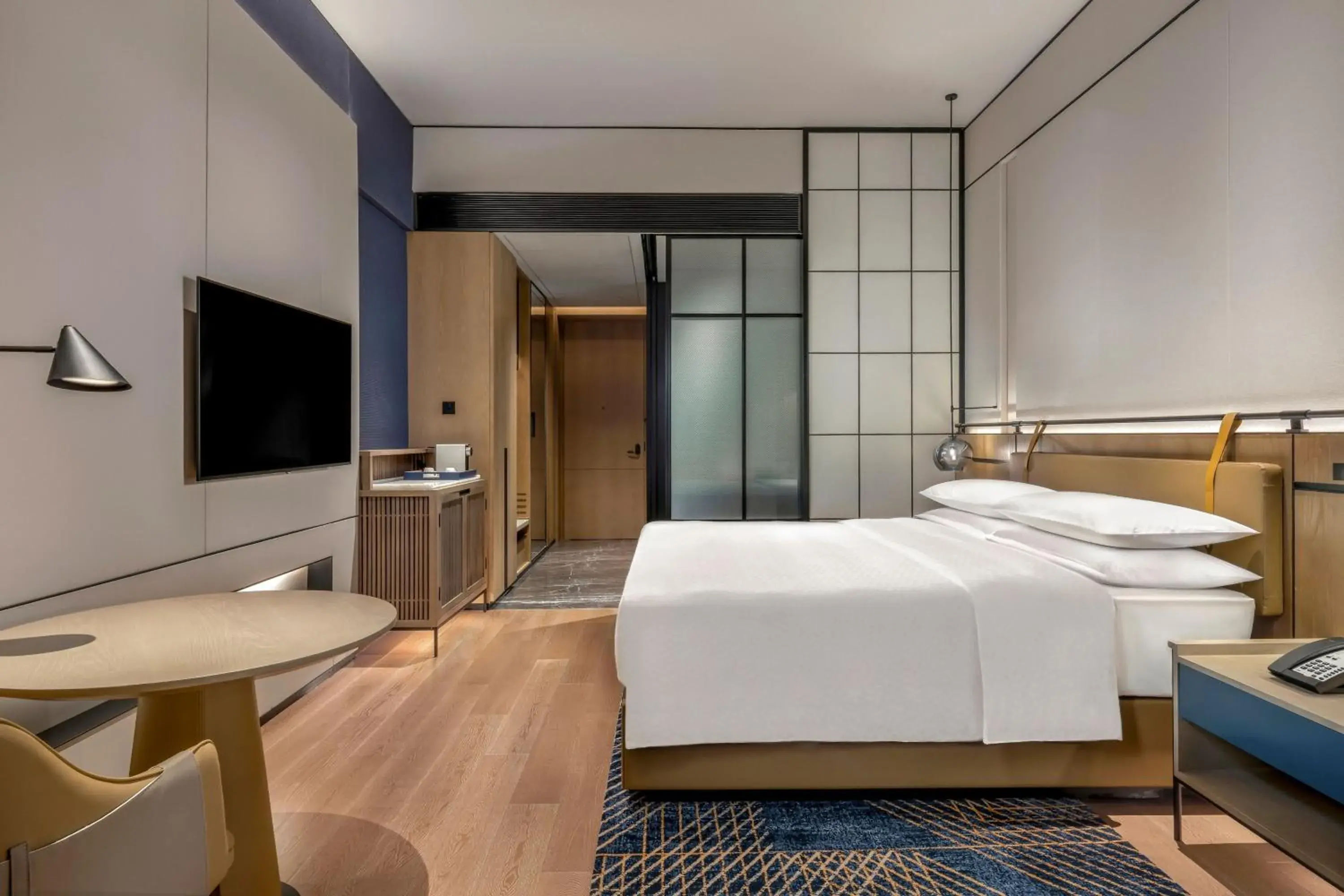 Bedroom, Bed in Four Points by Sheraton Guangzhou, Baiyun