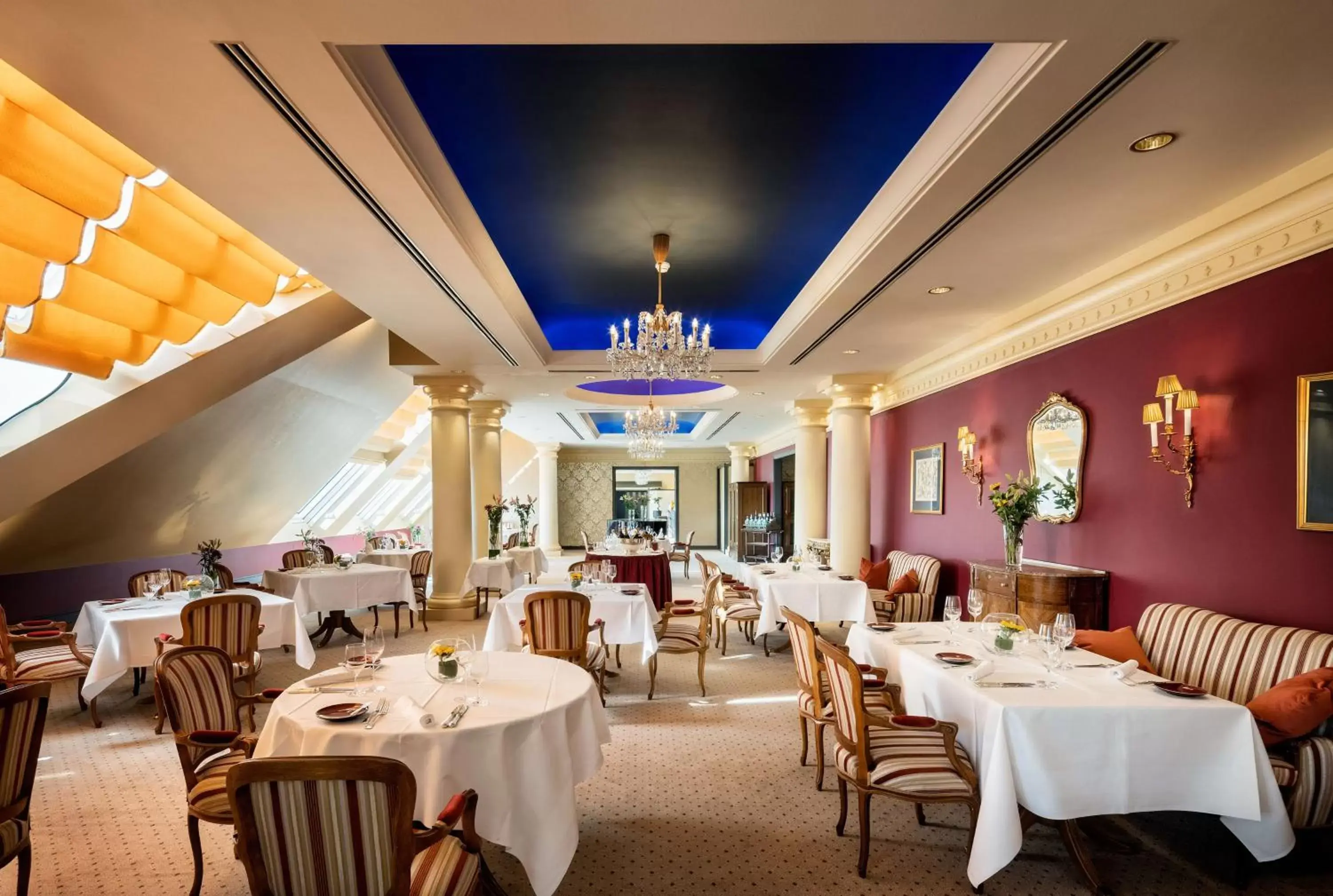Restaurant/Places to Eat in Grand Hotel Wien