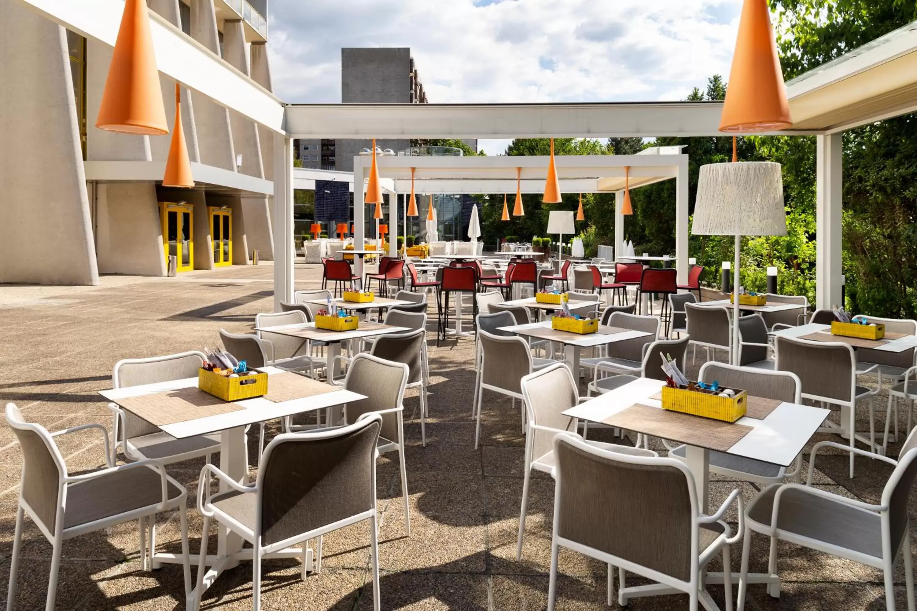 Balcony/Terrace, Restaurant/Places to Eat in Danubius Hotel Helia