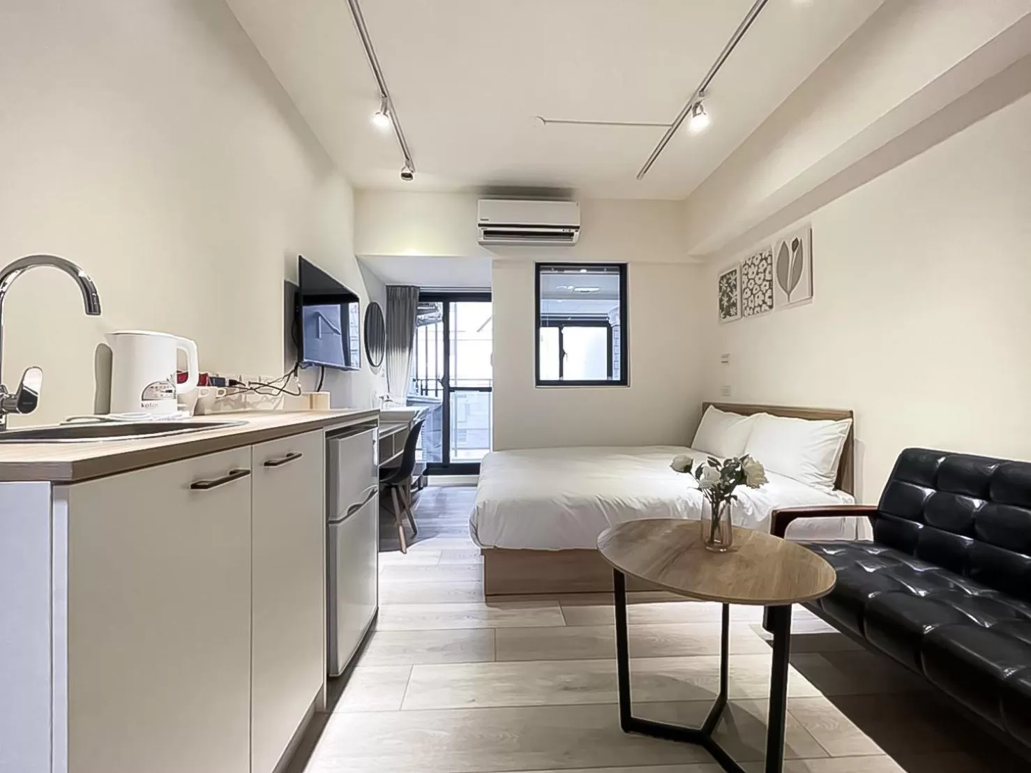 Kitchen/Kitchenette in 旅行家 Affetto Hostel