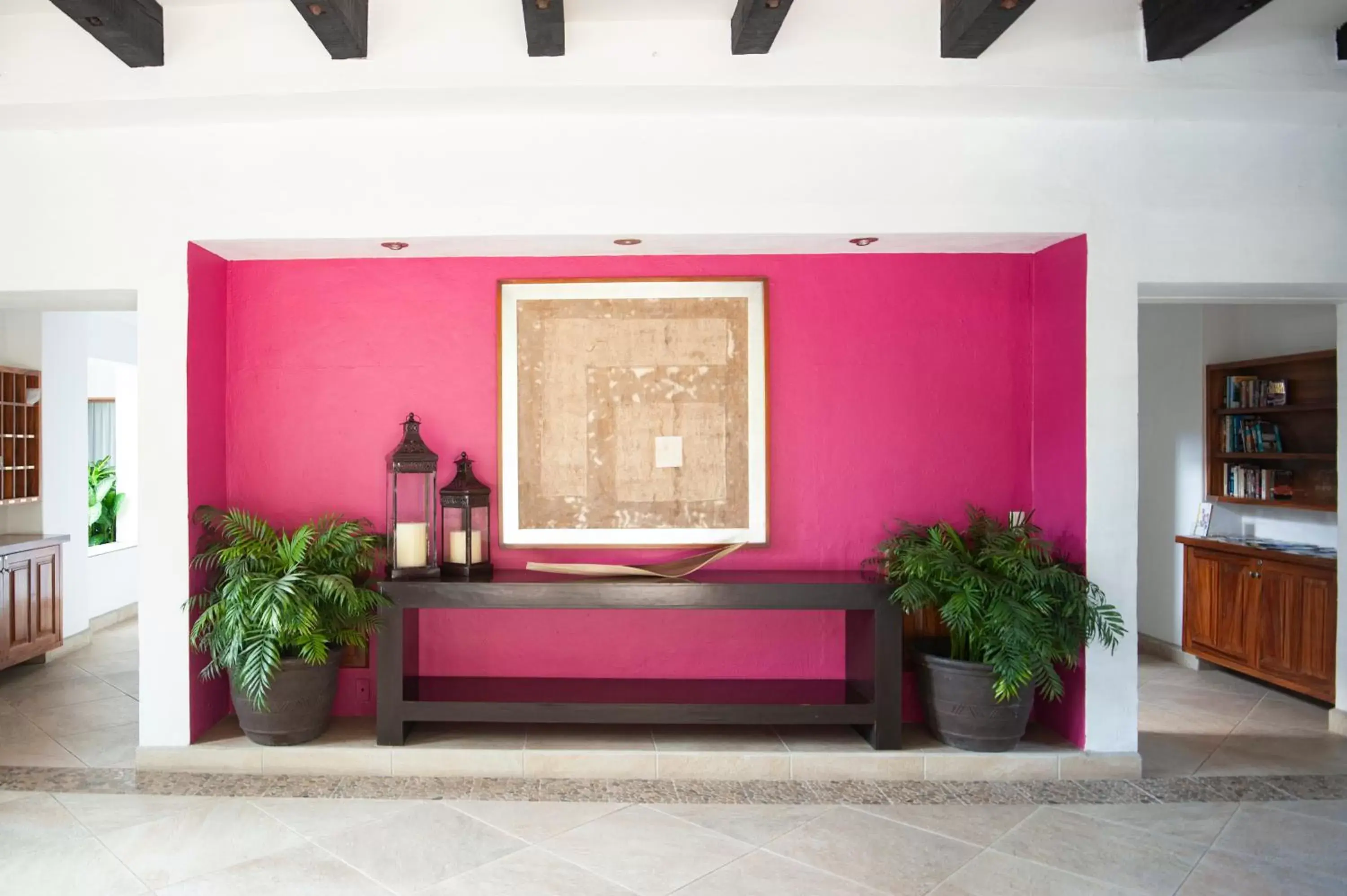 Facade/entrance, Lobby/Reception in Casa Natalia, Playa Esmeralda