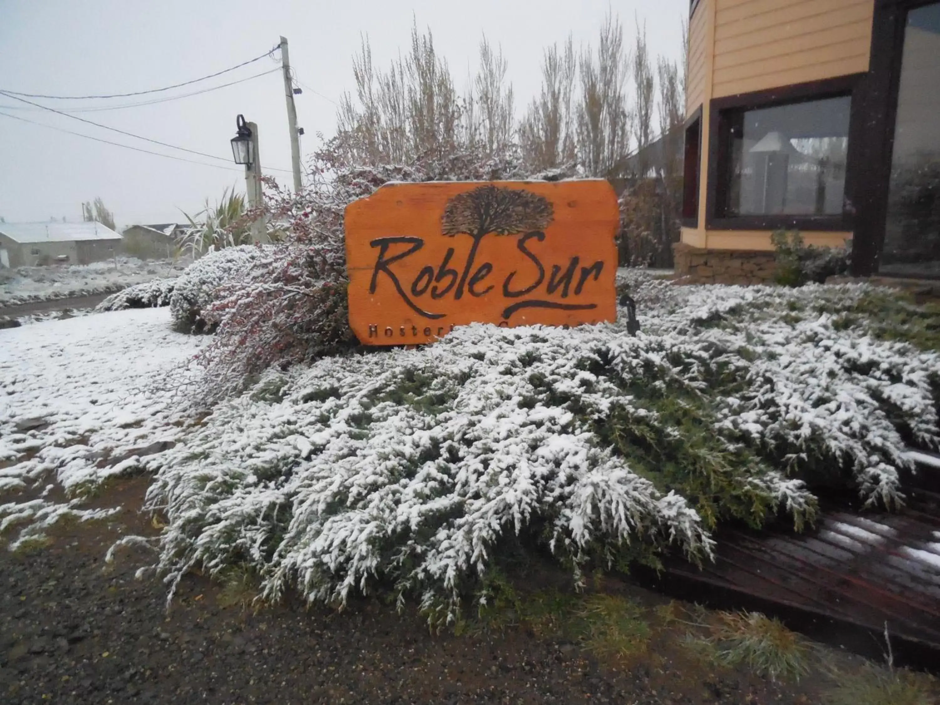 Property building in Hosteria Roblesur Property building in Hosteria Roblesur