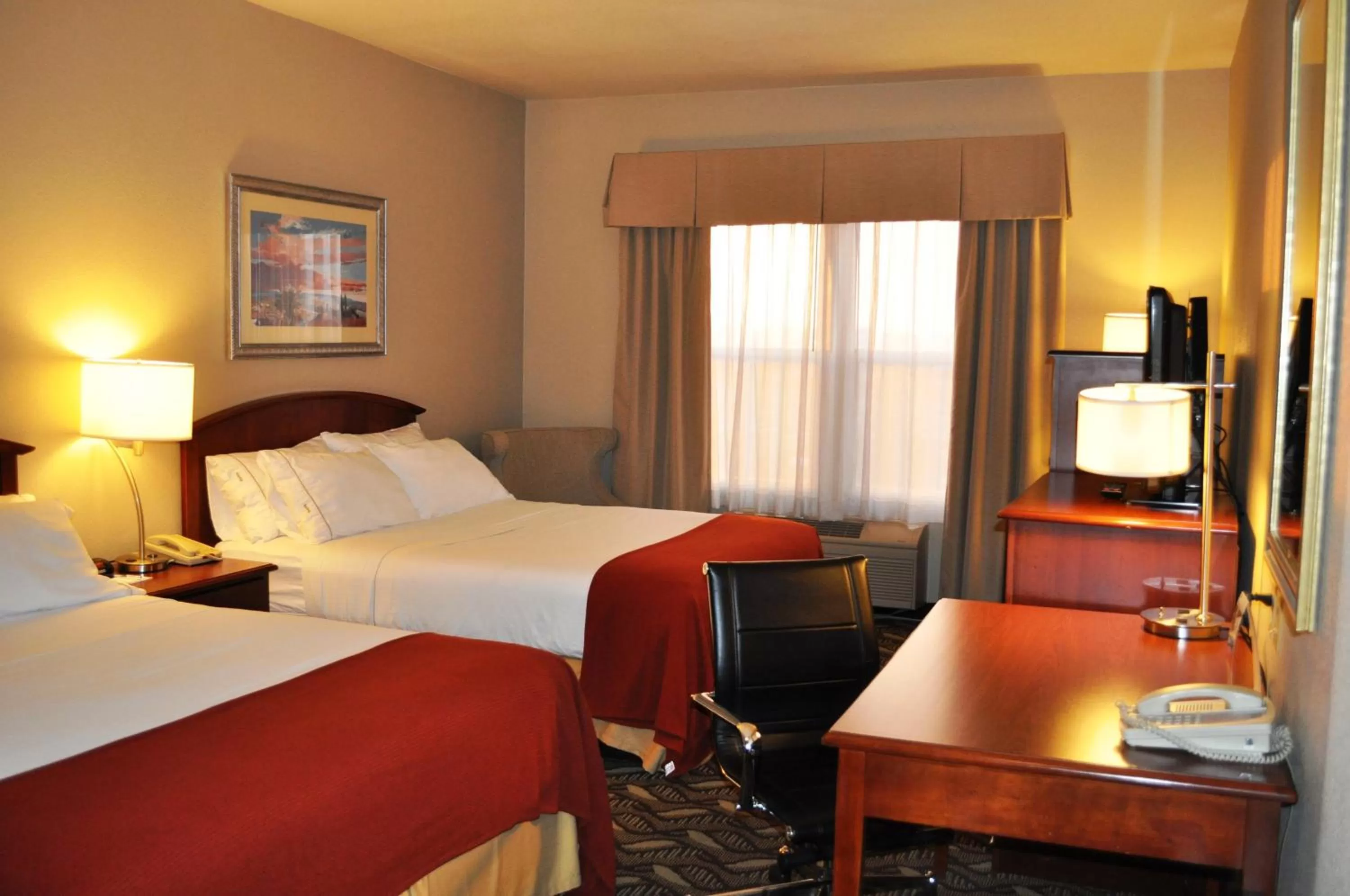 Standard Queen Room with Two Queen Beds and Roll-In Shower - Mobility Access in Holiday Inn Express- West Sacramento, an IHG Hotel