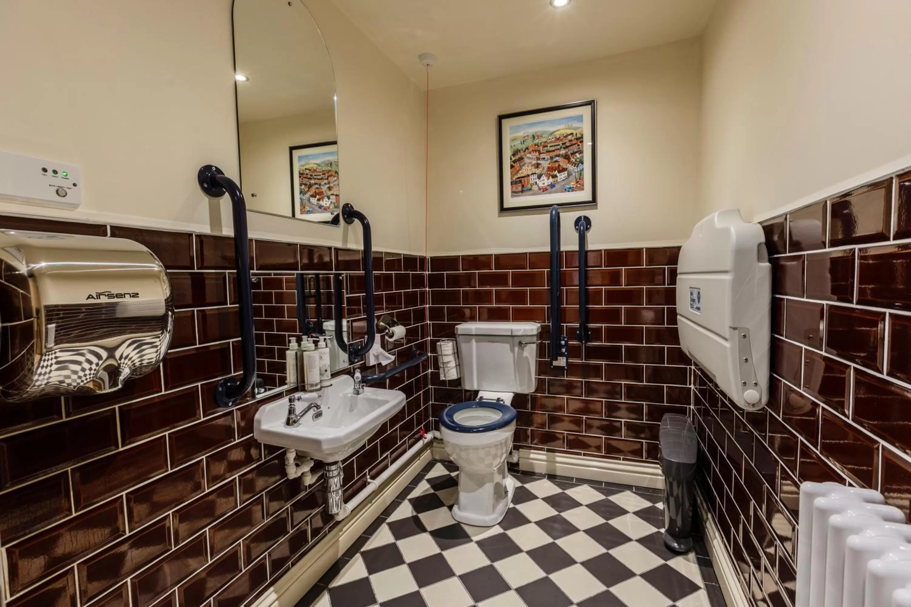 Bathroom in The Spirit Vaults