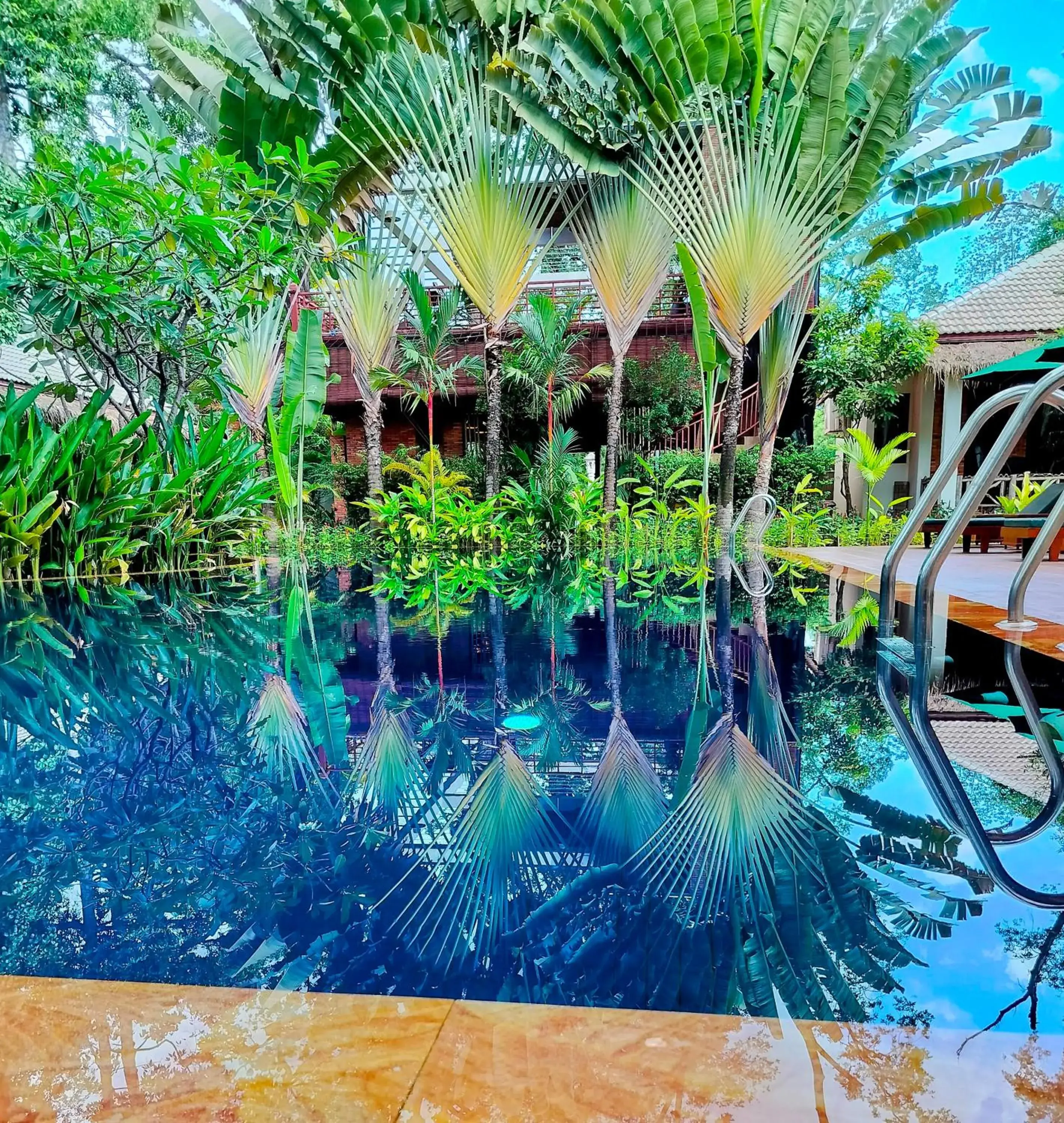 Swimming Pool in La Rivière d' Angkor Resort
