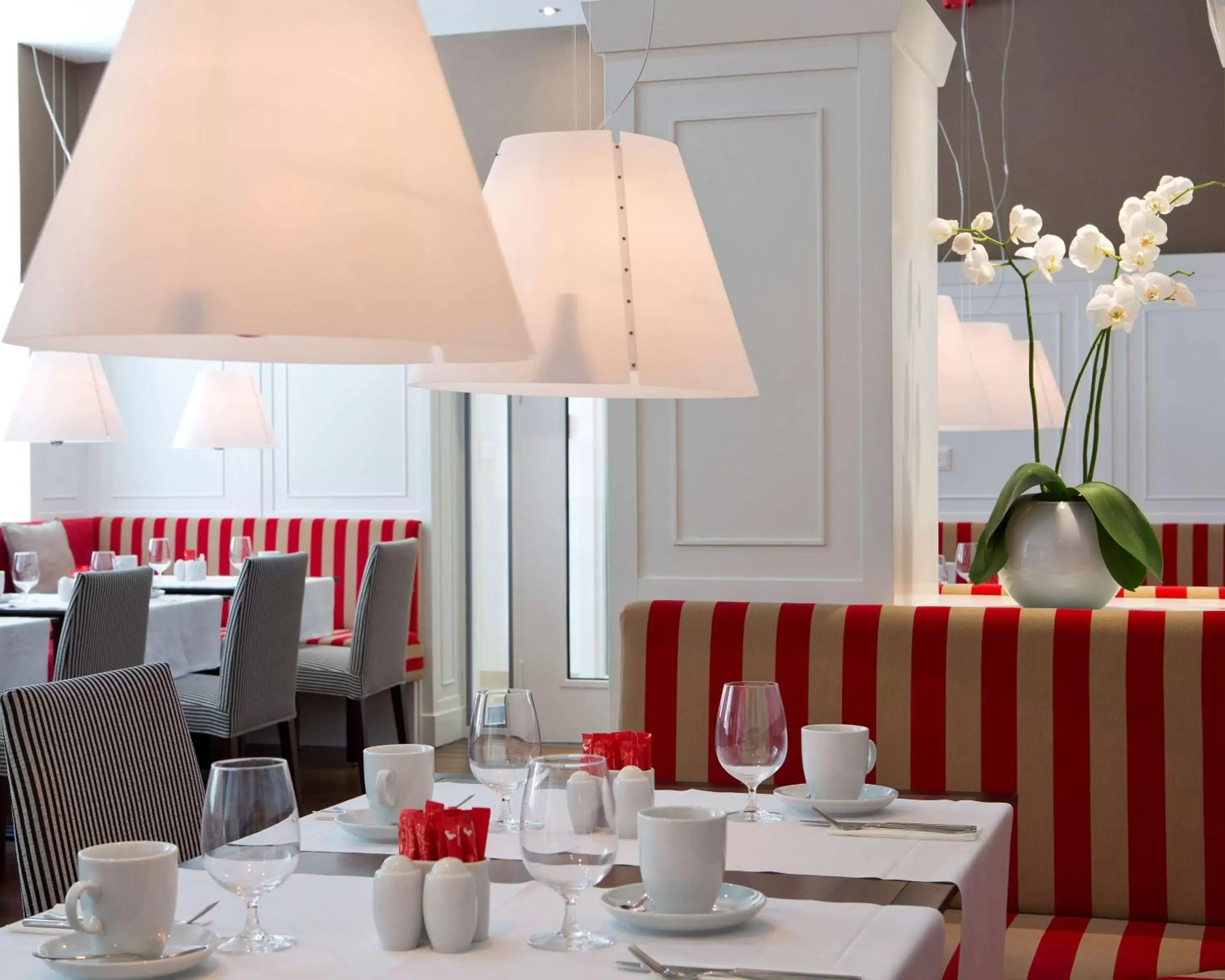 Restaurant/Places to Eat in The Harmonie Vienna, BW Premier Collection