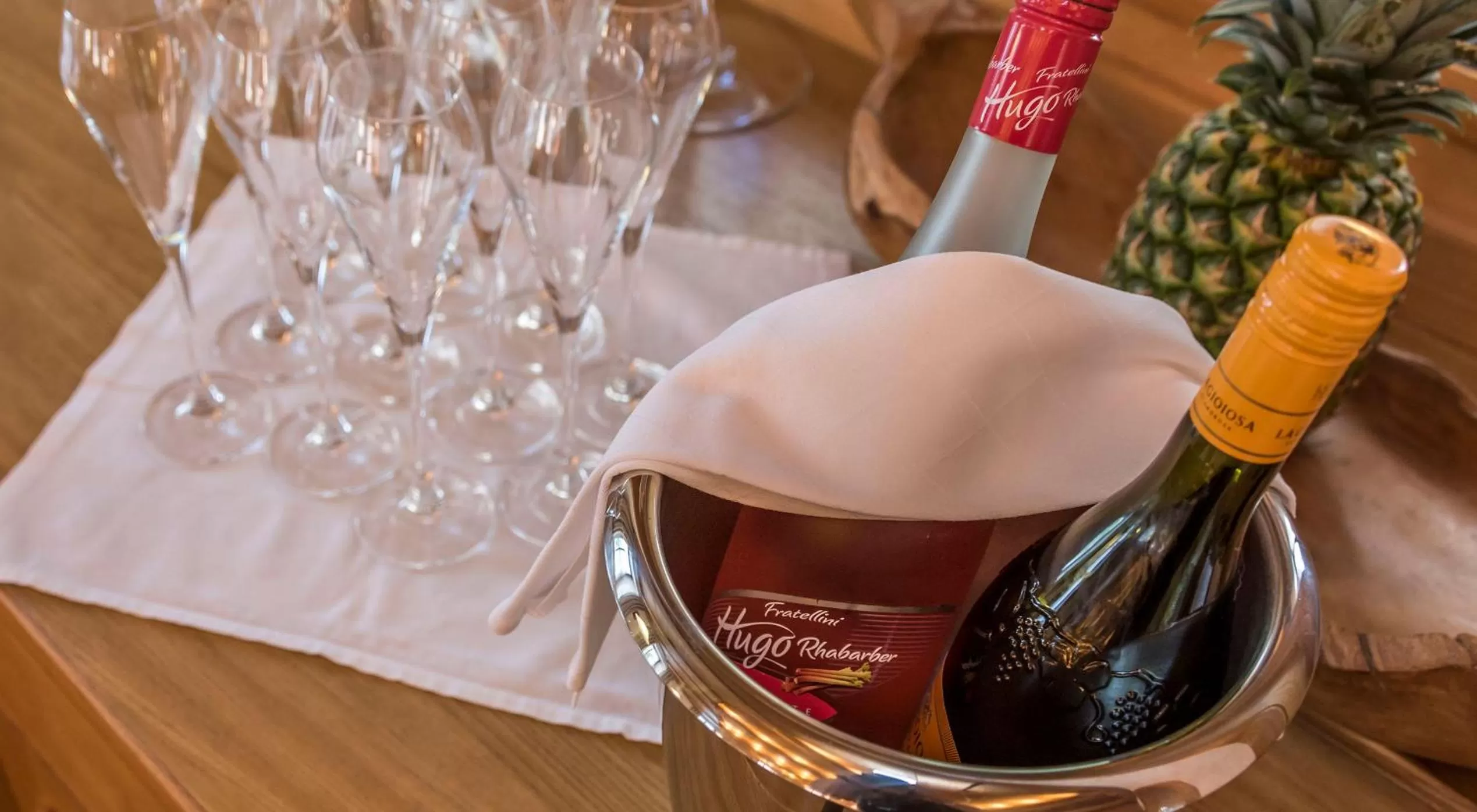 Buffet breakfast in Hotel Mutz Garni