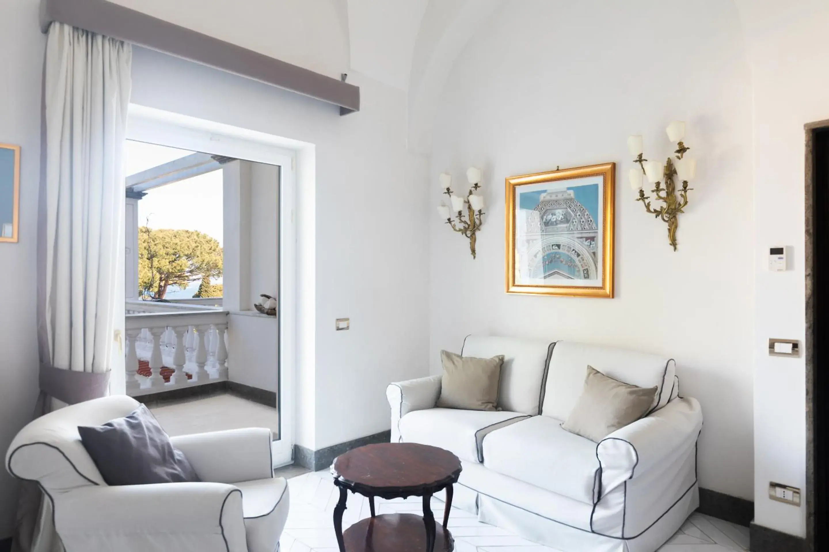 Living room, Seating Area in Grand Hotel Cocumella