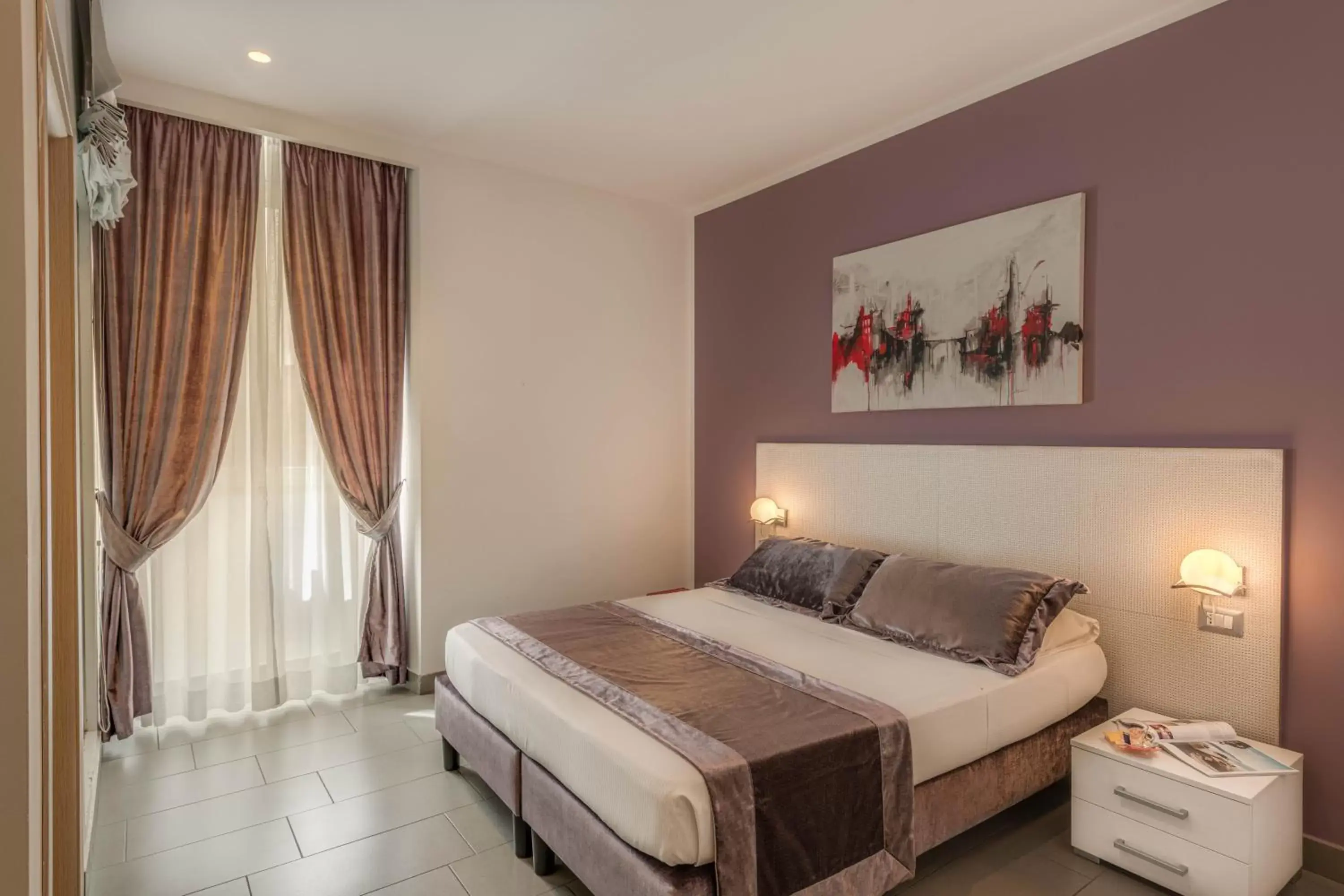 Photo of the whole room, Bed in Trevi Palace Hotel Photo of the whole room, Bed in Trevi Palace Hotel