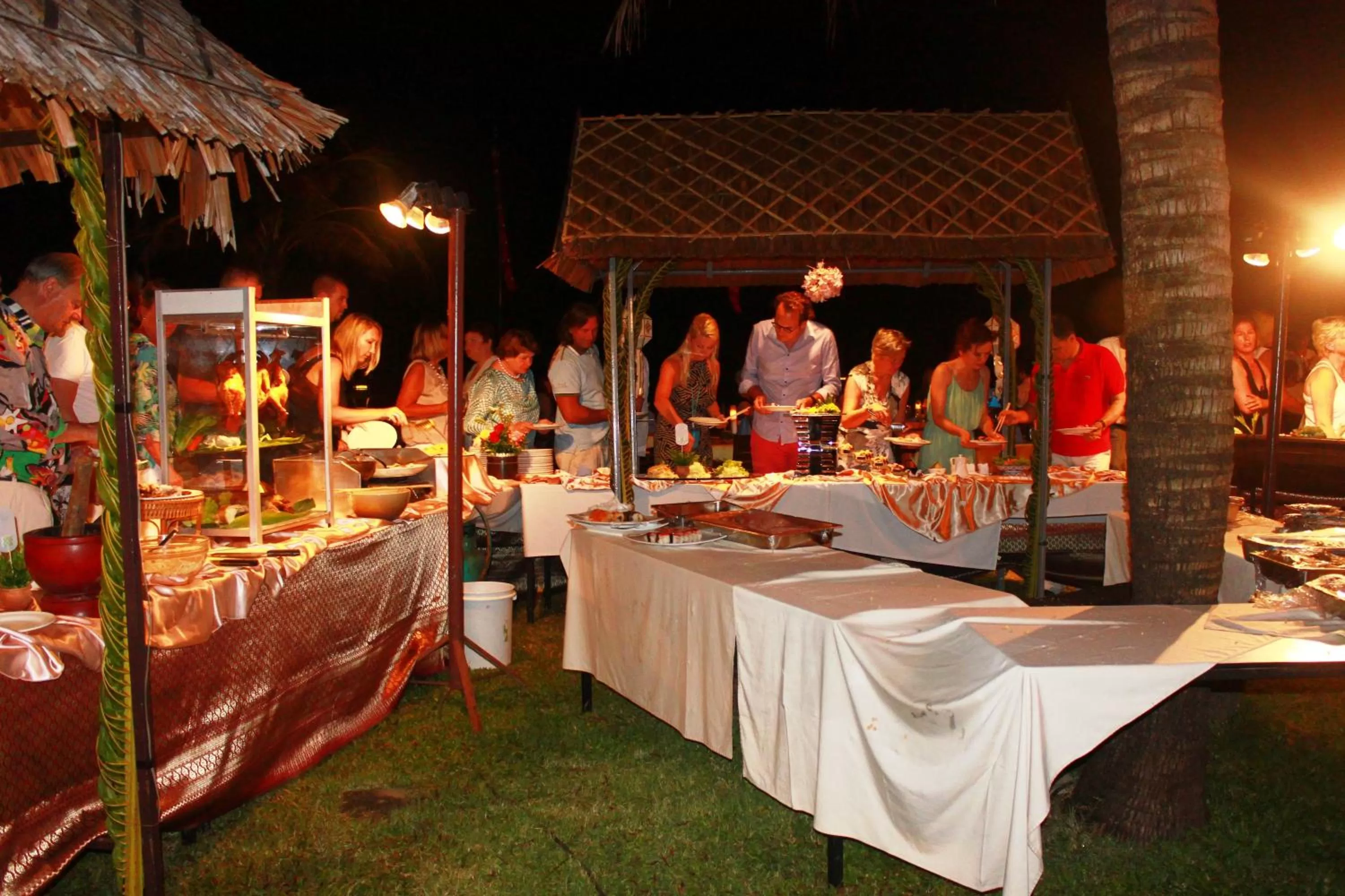 Food in Mukdara Beach Villa & Spa Resort