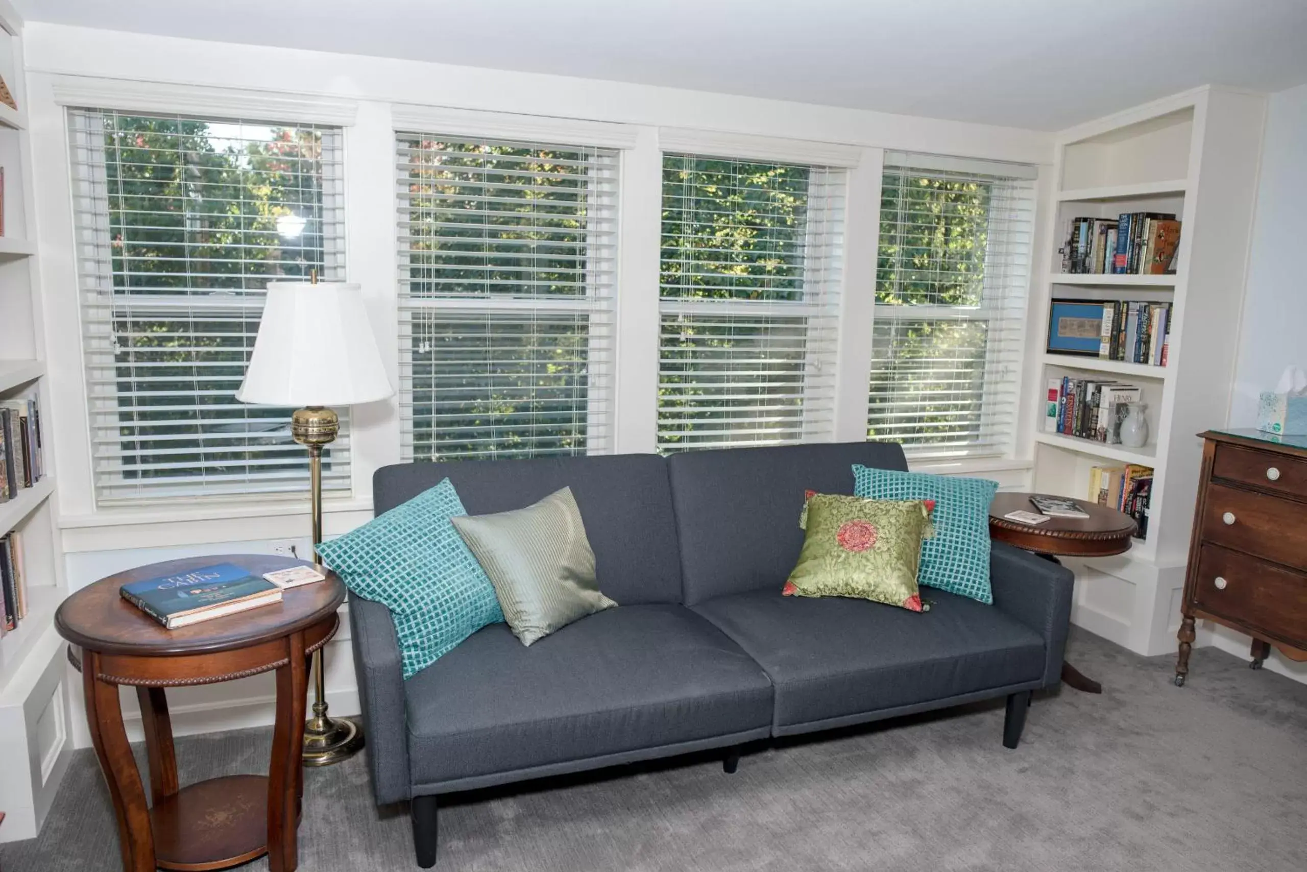 Seating Area in Dickson Street Bed & Breakfast