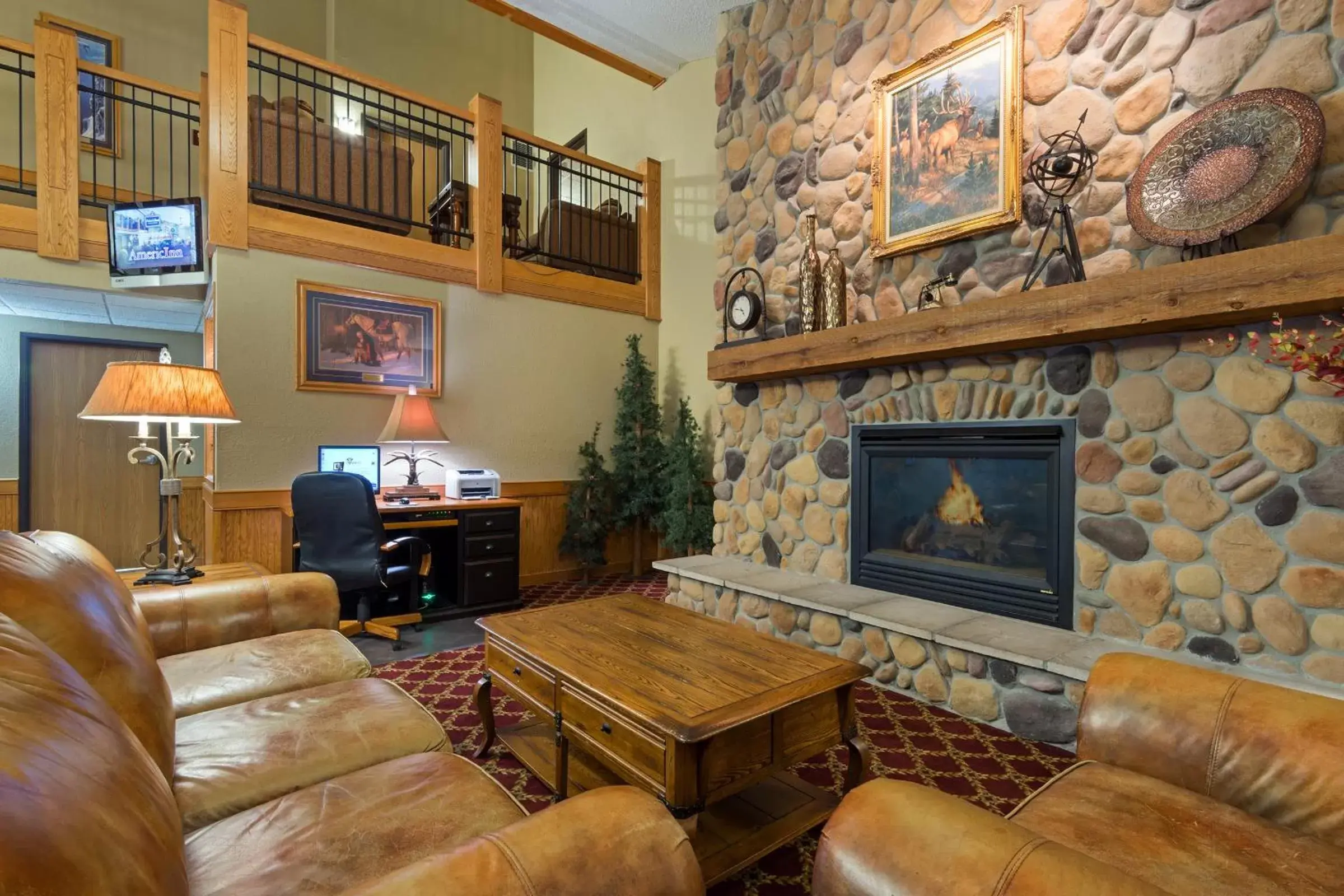 Lobby or reception, Seating Area in AmericInn by Wyndham Rexburg BYUI