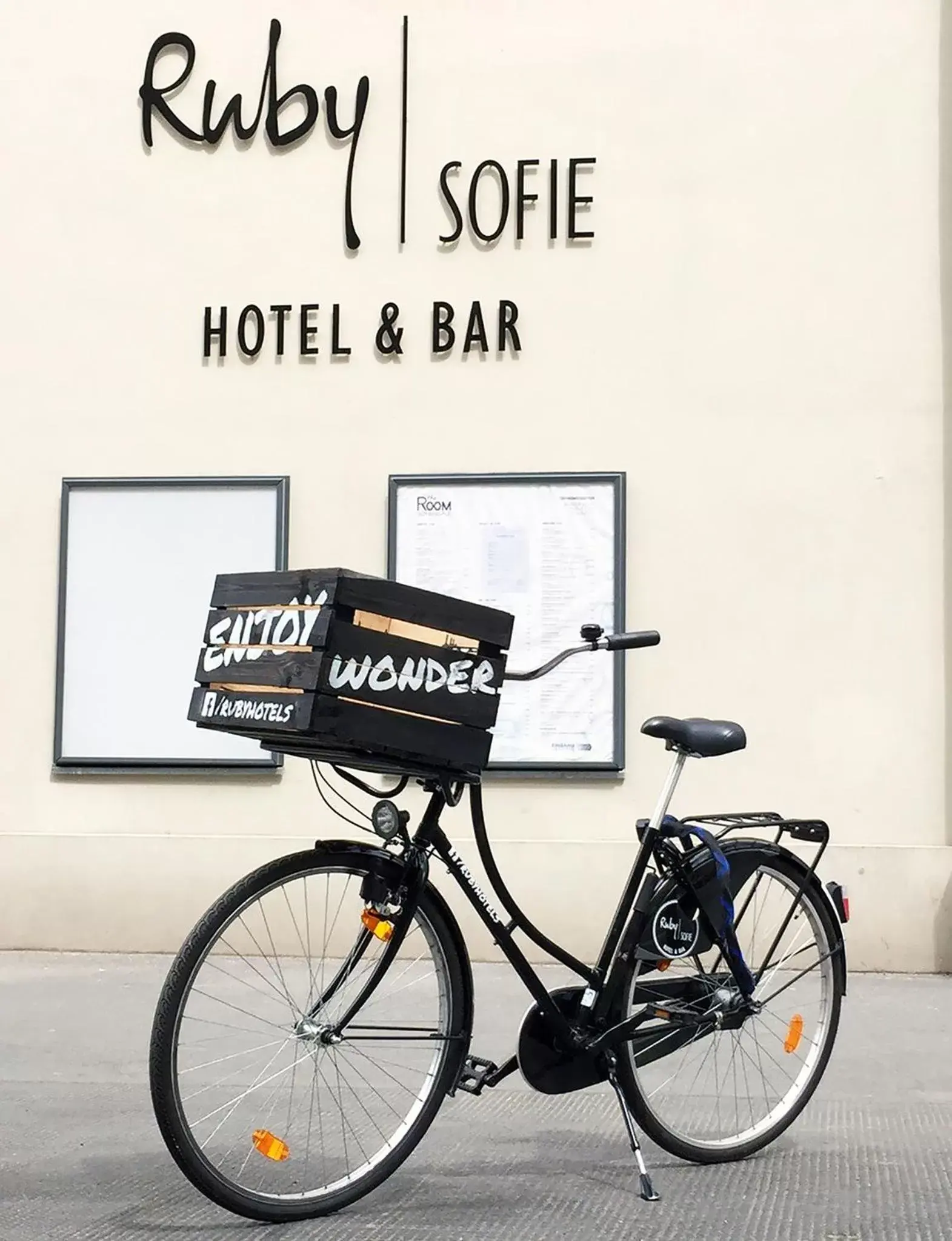 Decorative detail, Biking in Ruby Sofie Hotel Vienna