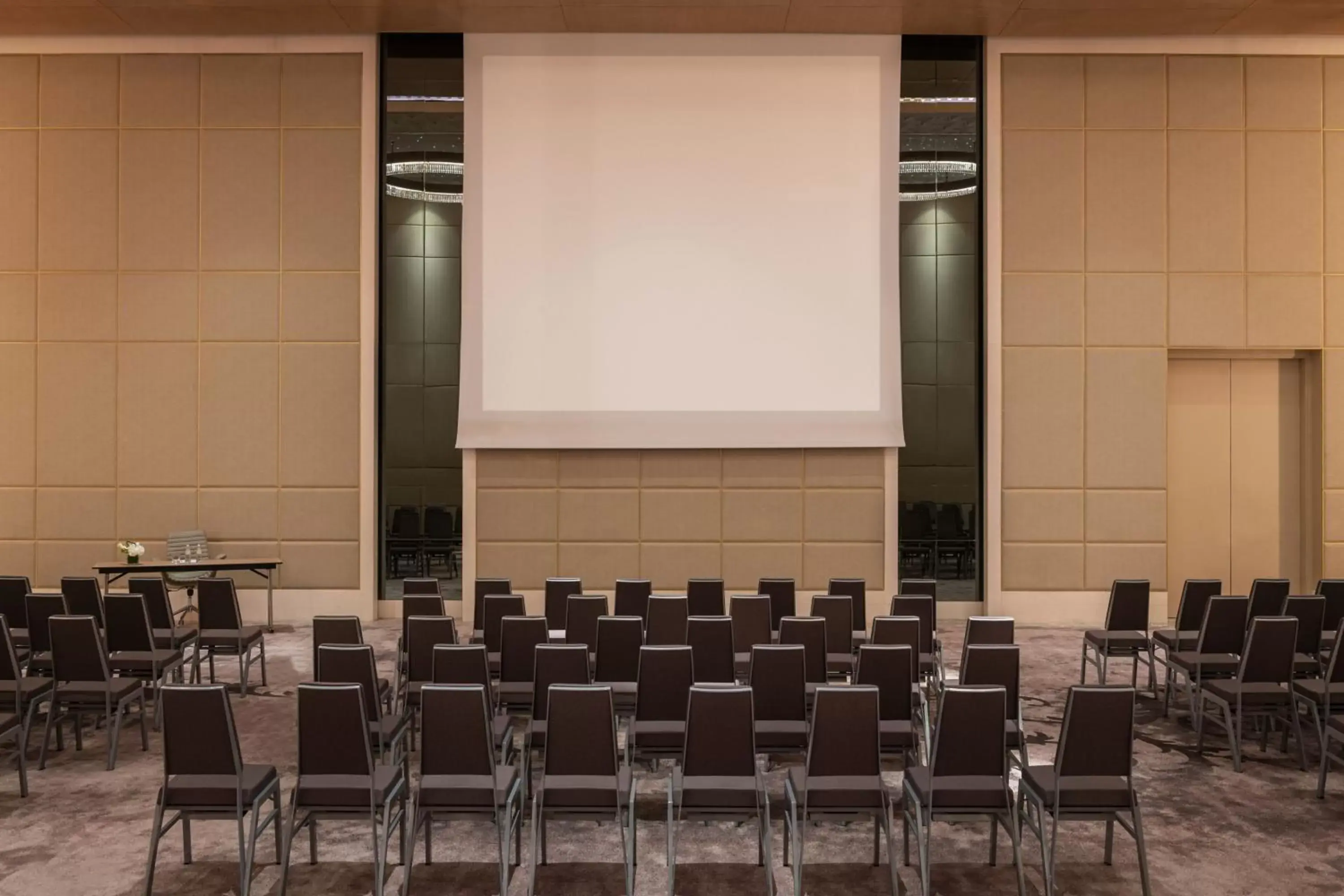 Meeting/conference room in Le Royal Méridien Doha