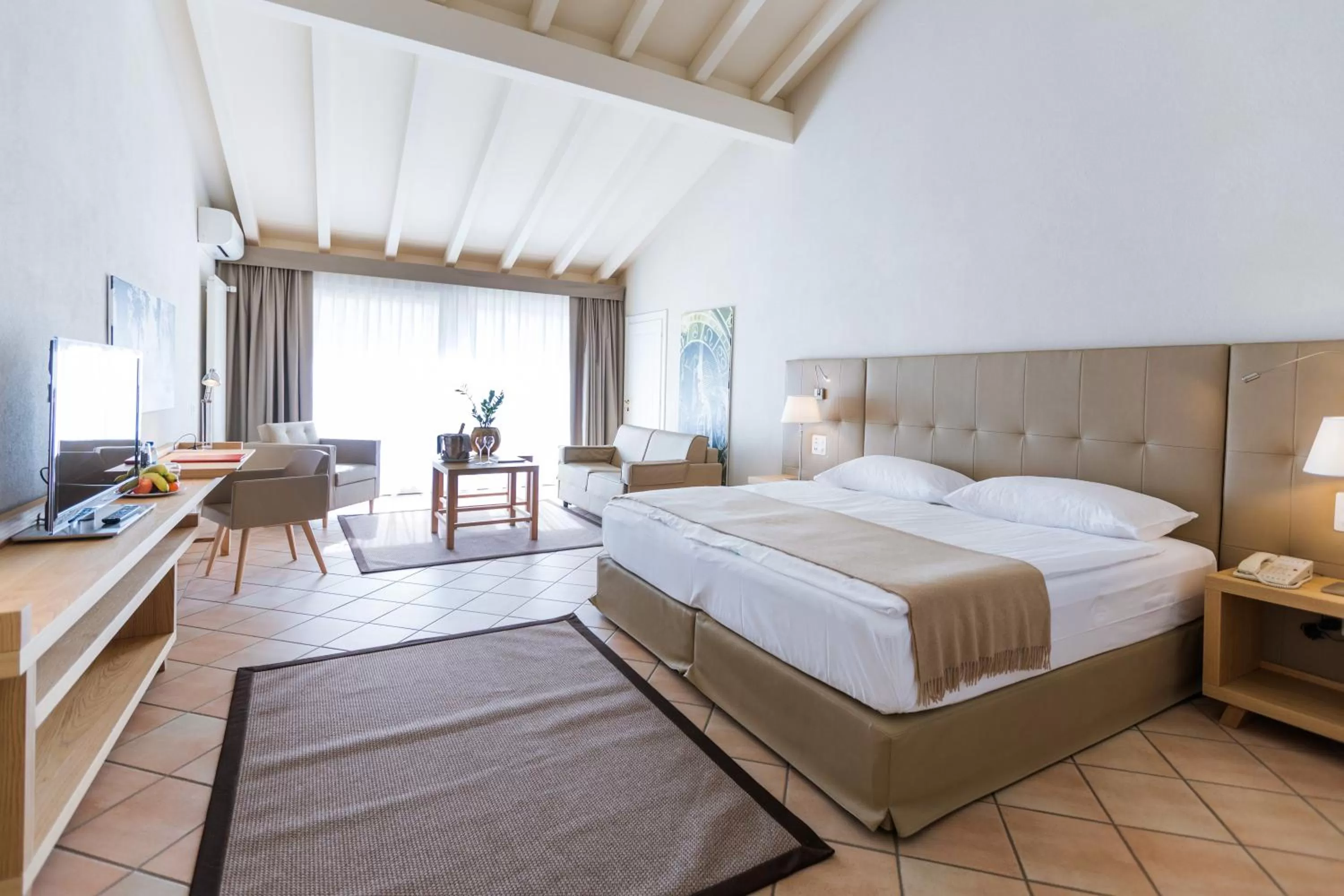 Photo of the whole room, Bed in Parkhotel Delta, Wellbeing Resort