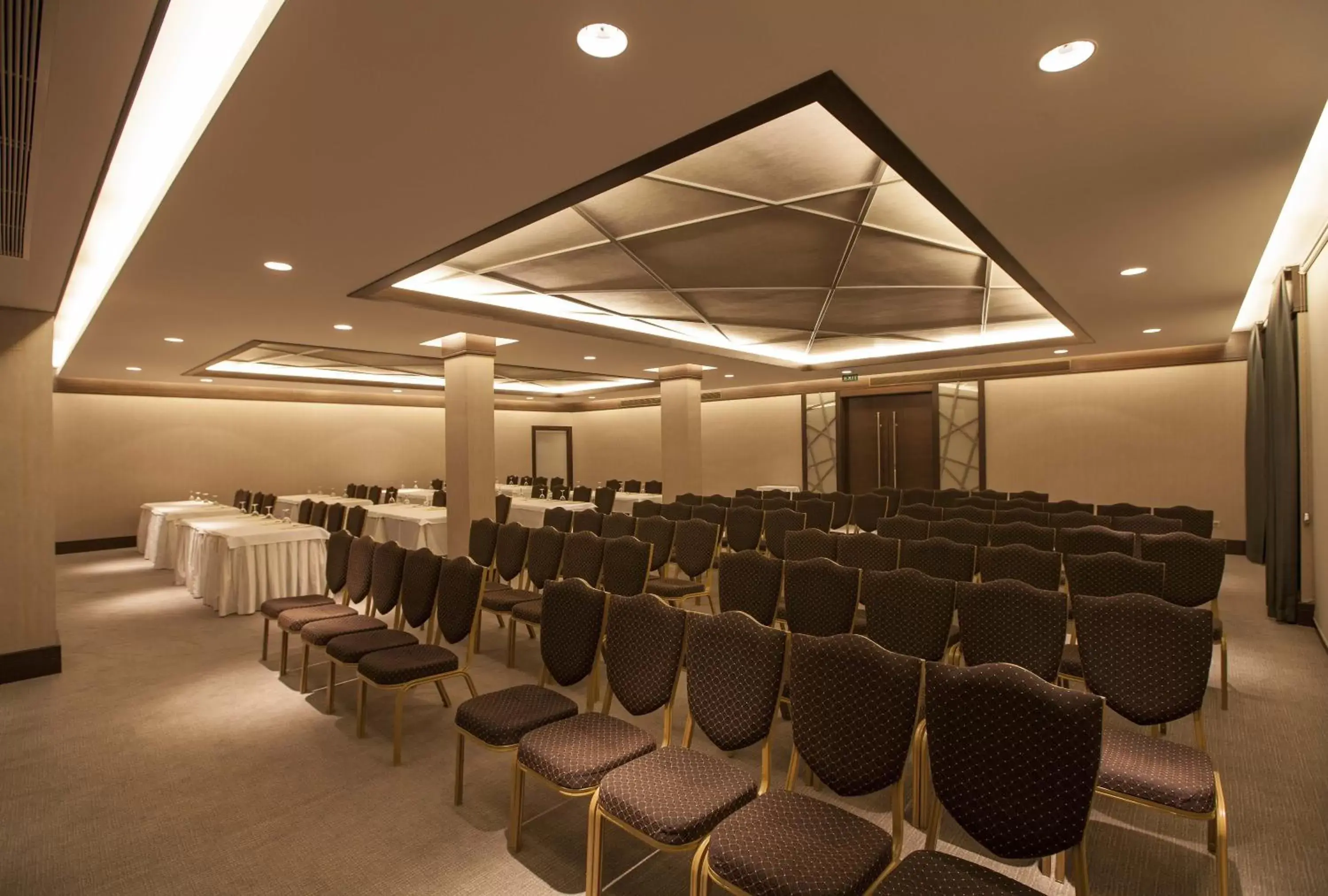 Business facilities in Grand Hotel Gaziantep