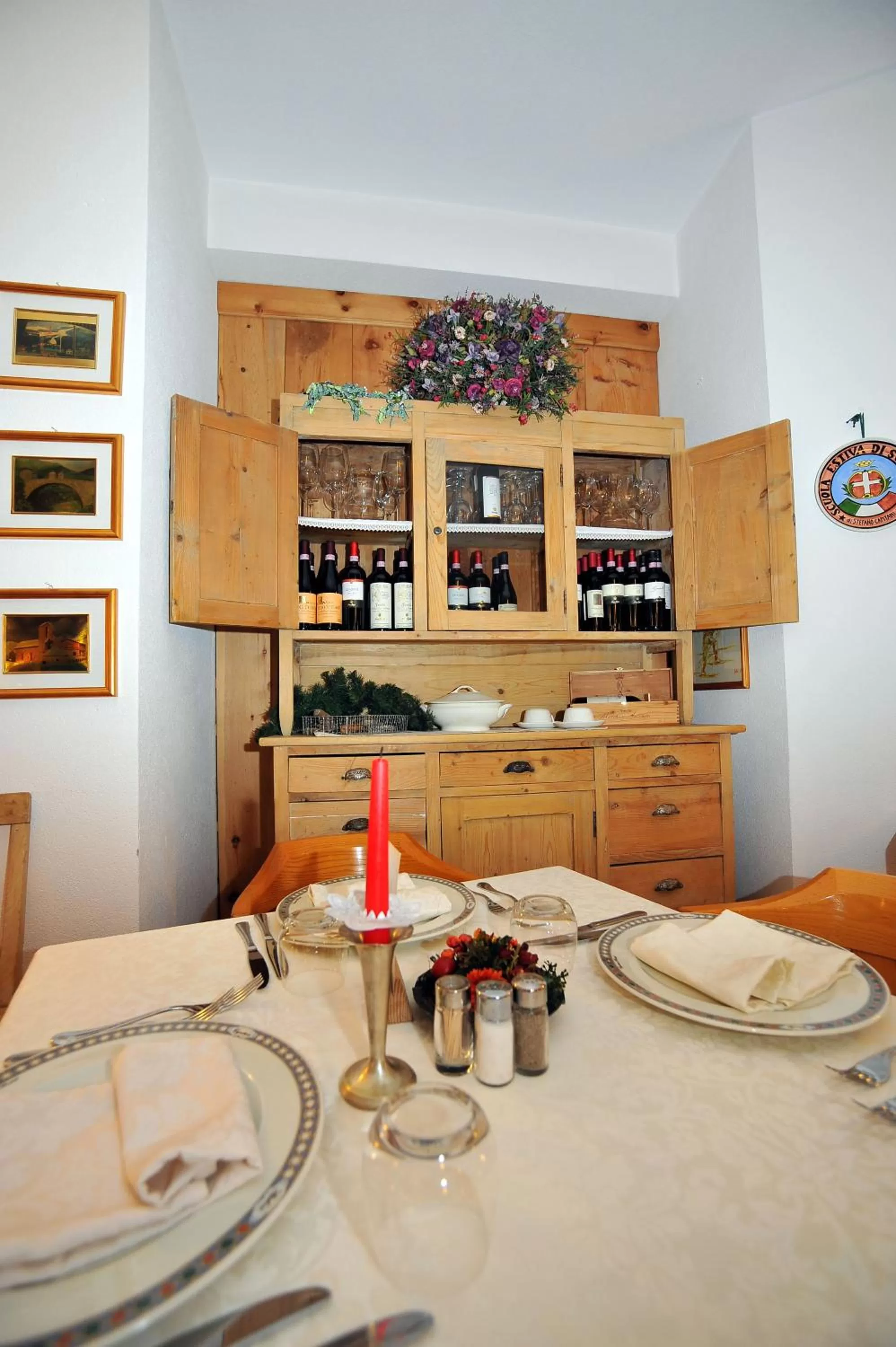 Restaurant/places to eat in Hotel Derby