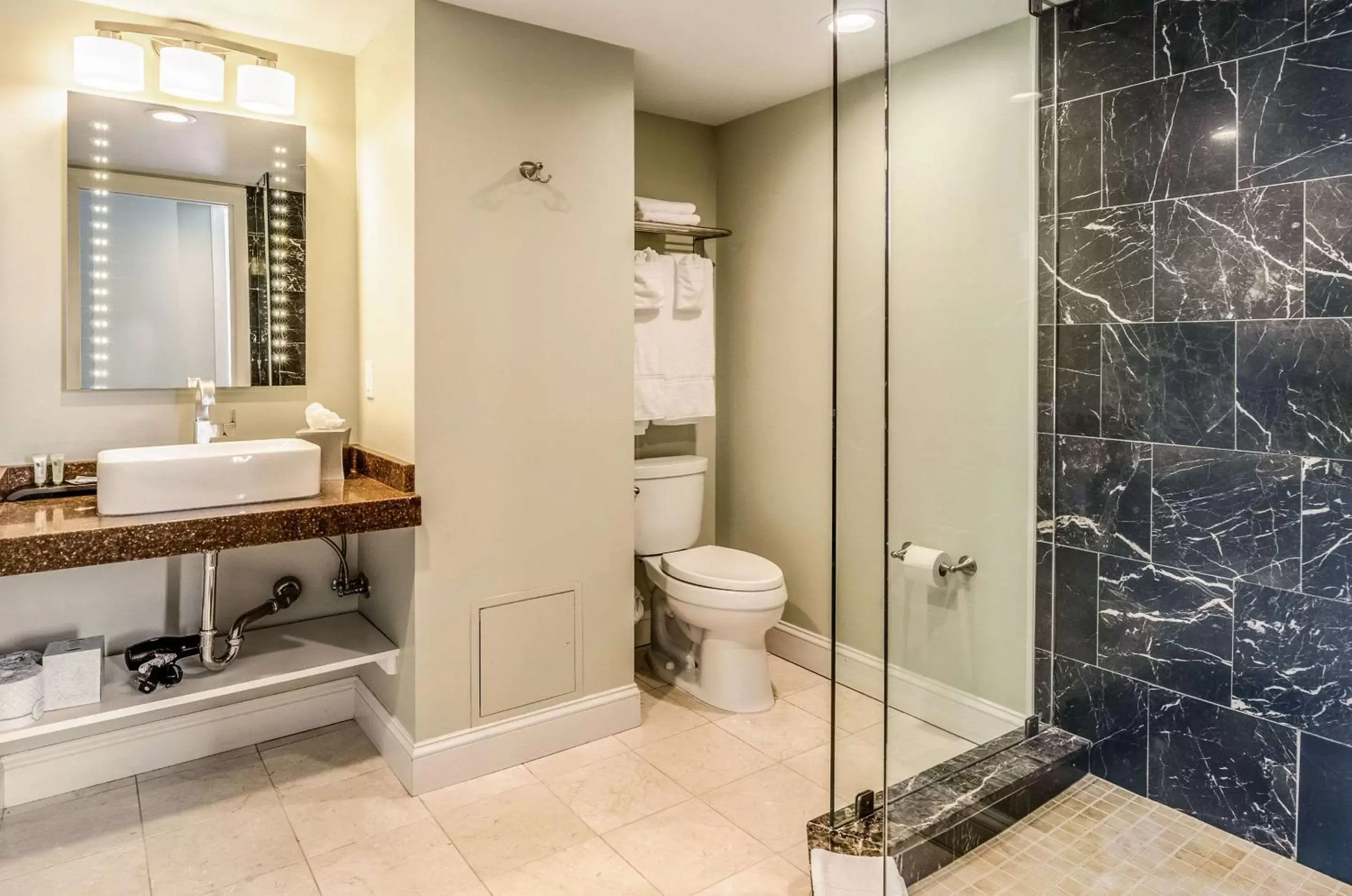 Bathroom in The Gin Hotel, Ascend Hotel Collection