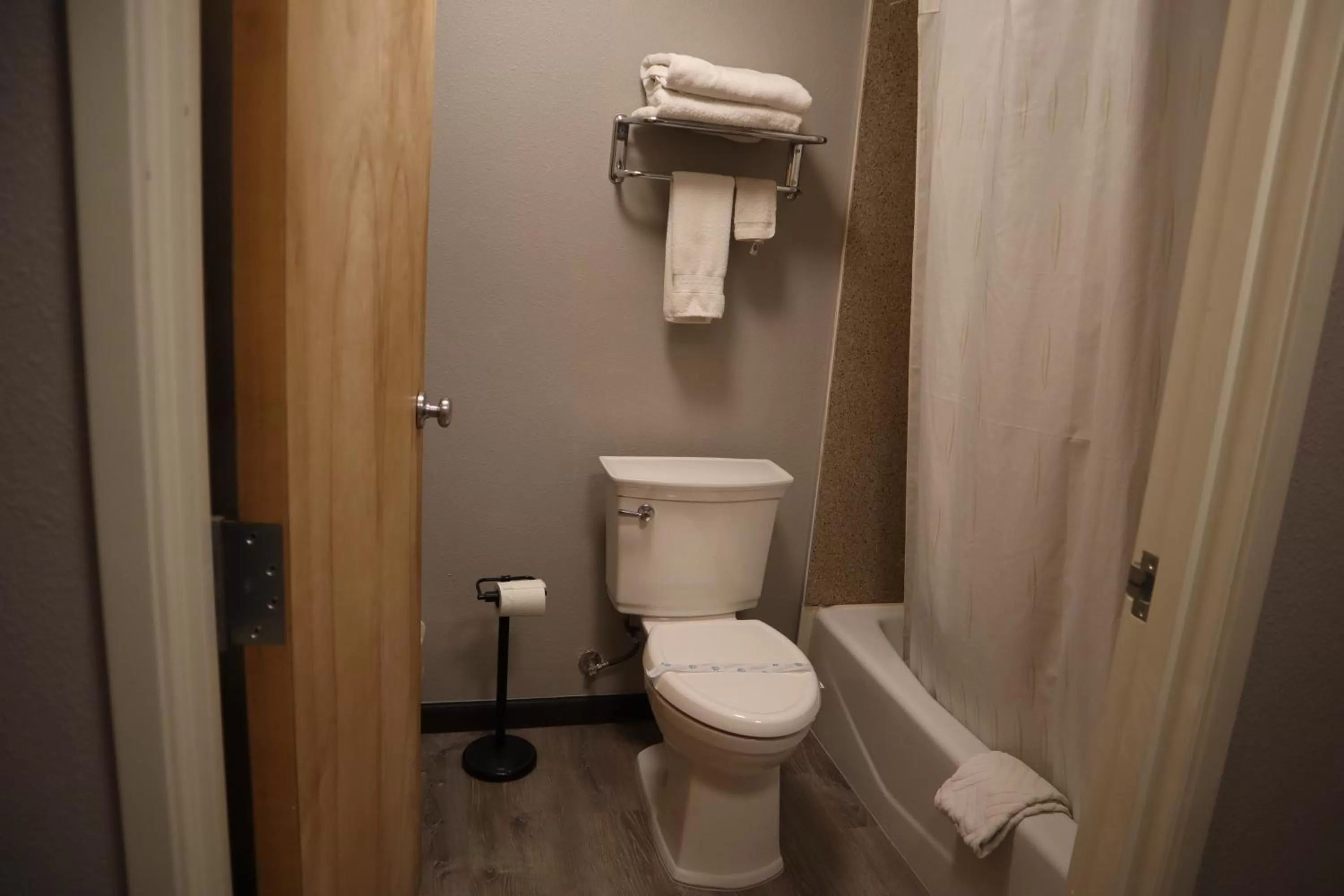 Express Inn & Suites Eugene