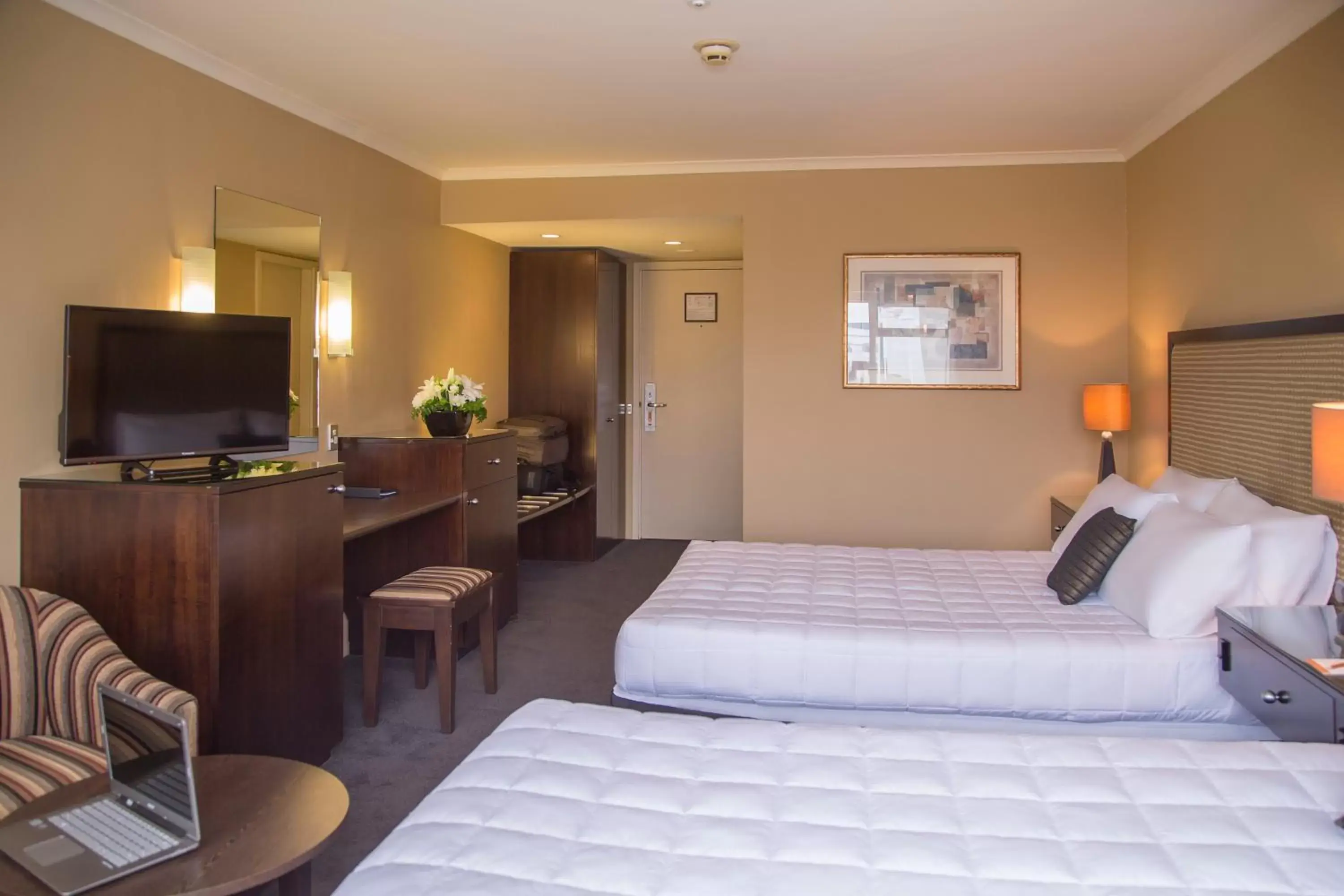 Photo of the whole room, Bed in Sudima Hotel Christchurch Airport