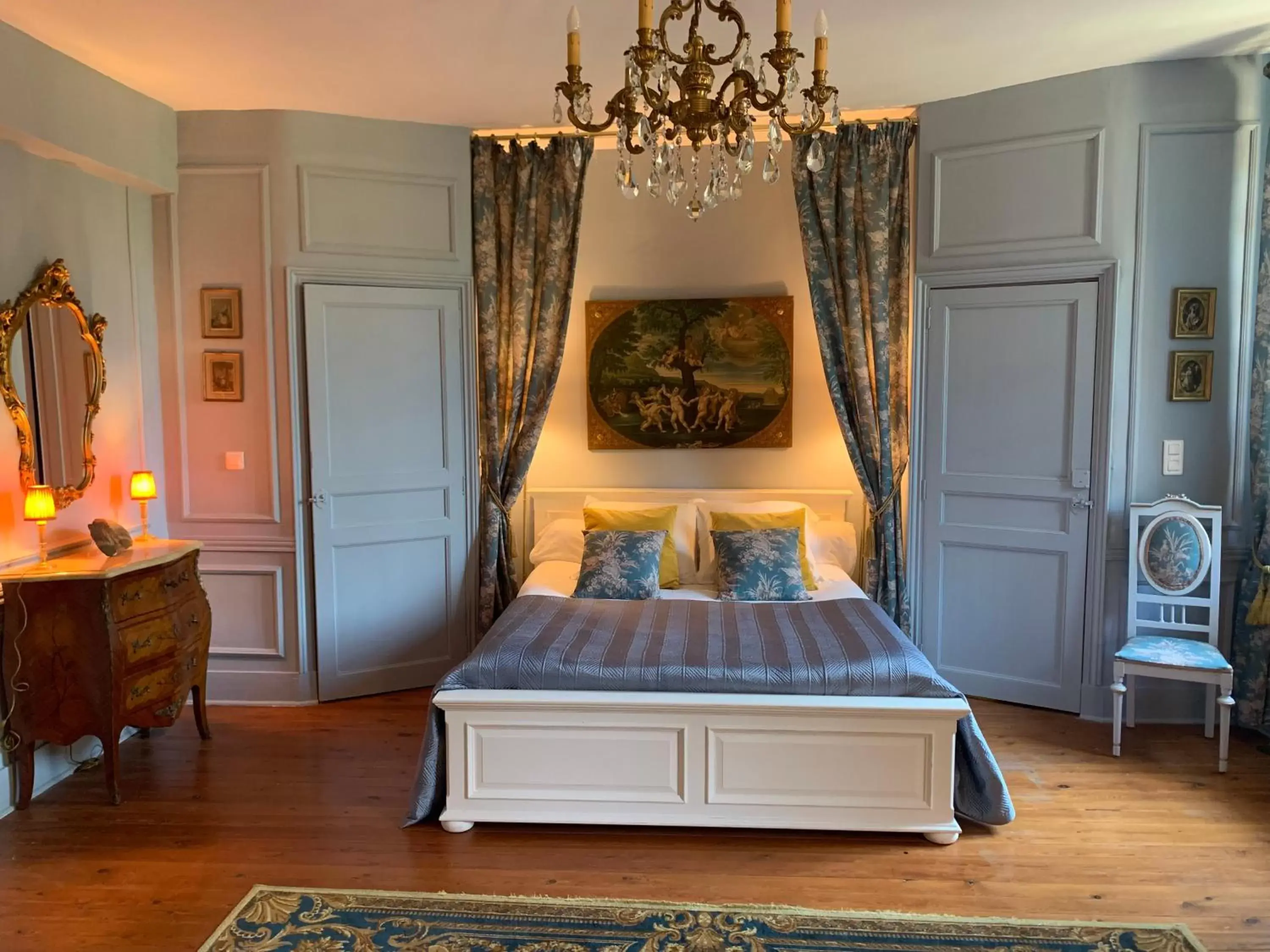 Bed in Château Ratou