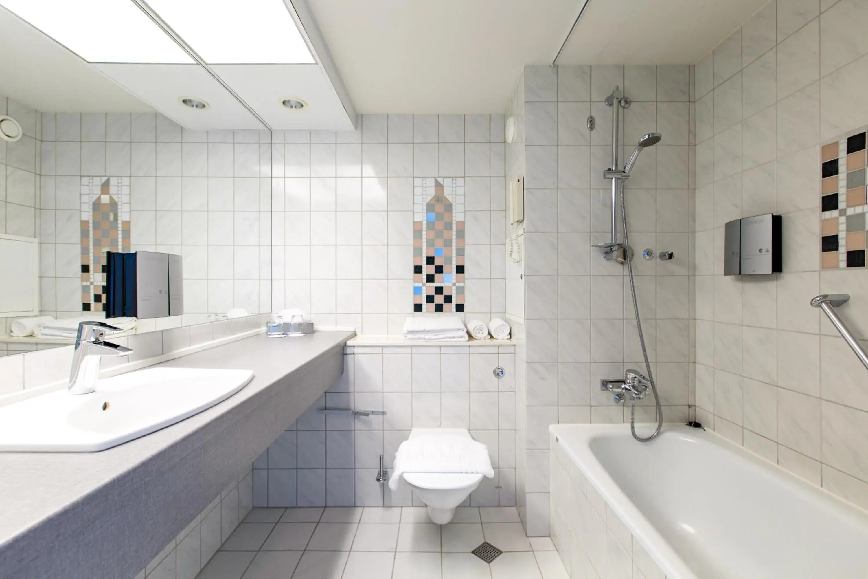 Toilet, Bathroom in Best Western Plus Hotel Plaza