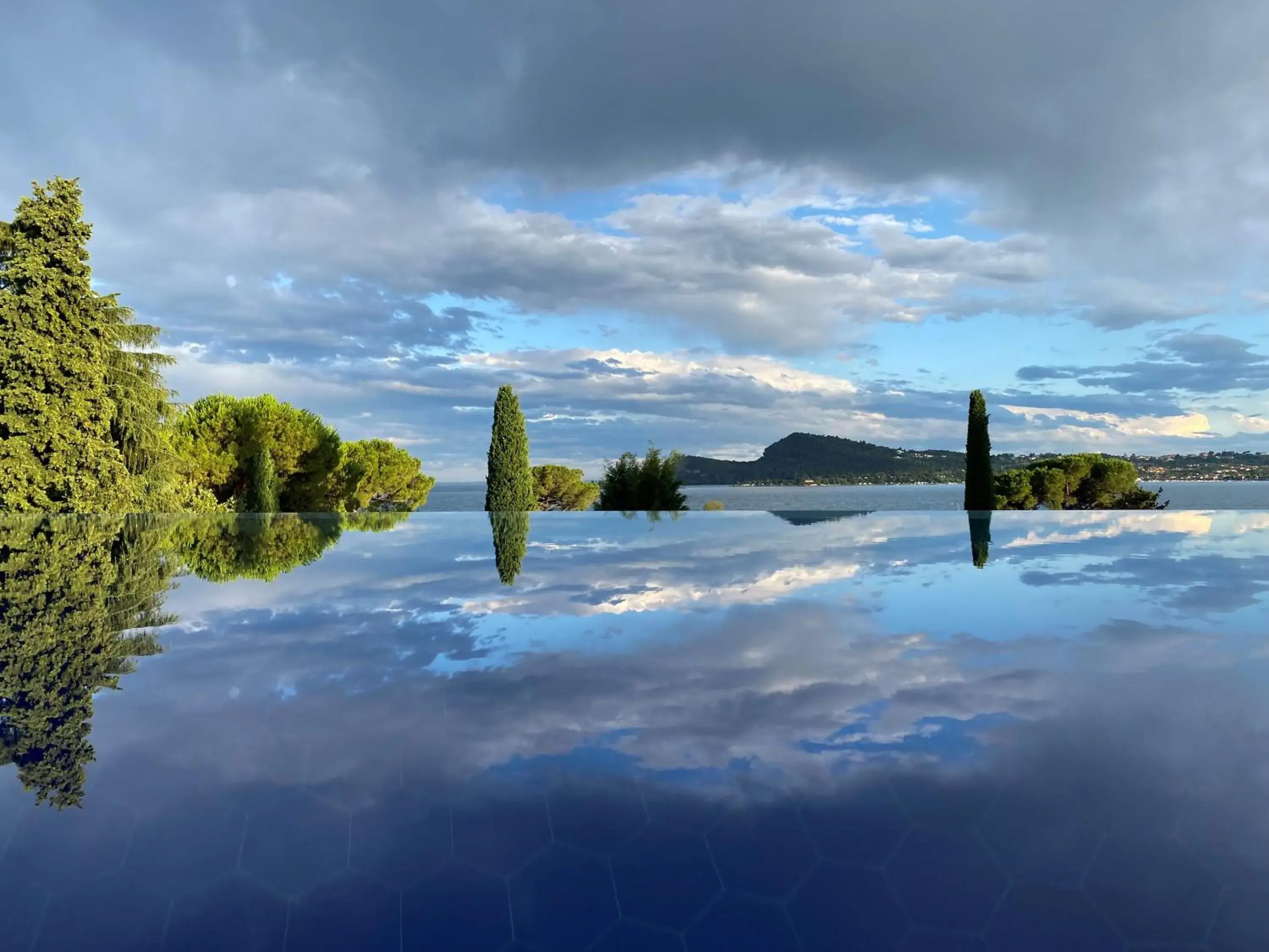 Swimming pool, Natural Landscape in Lamasu RioVerde - Lago di Garda