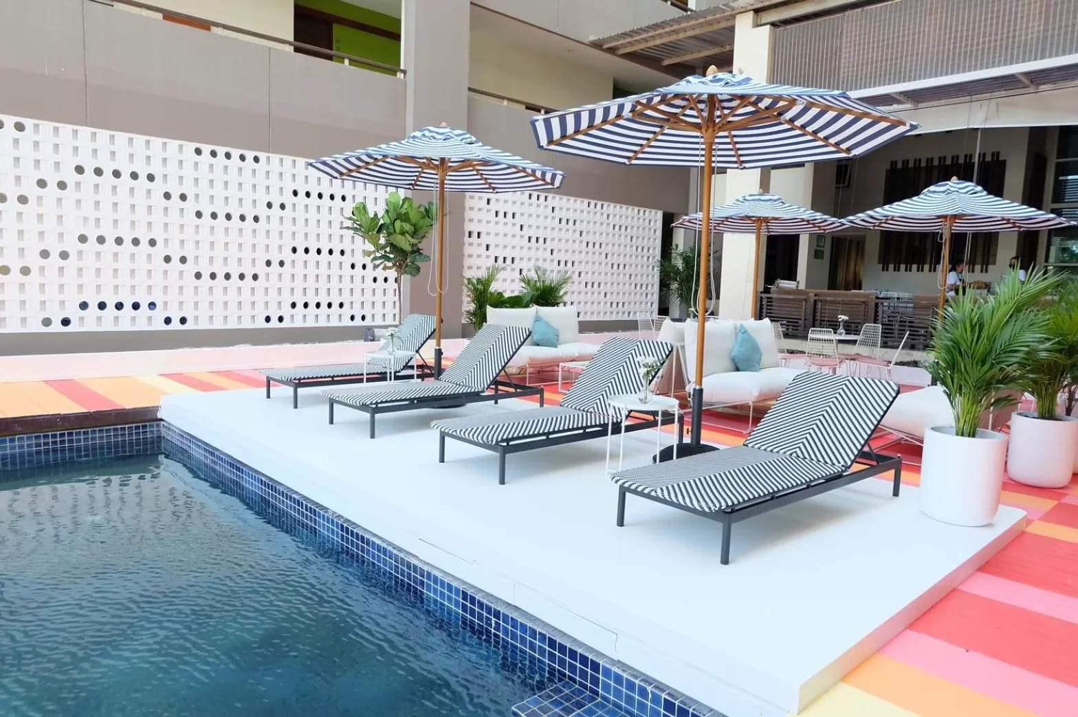 Silathip Huahin Serviced Apartment & Hotel