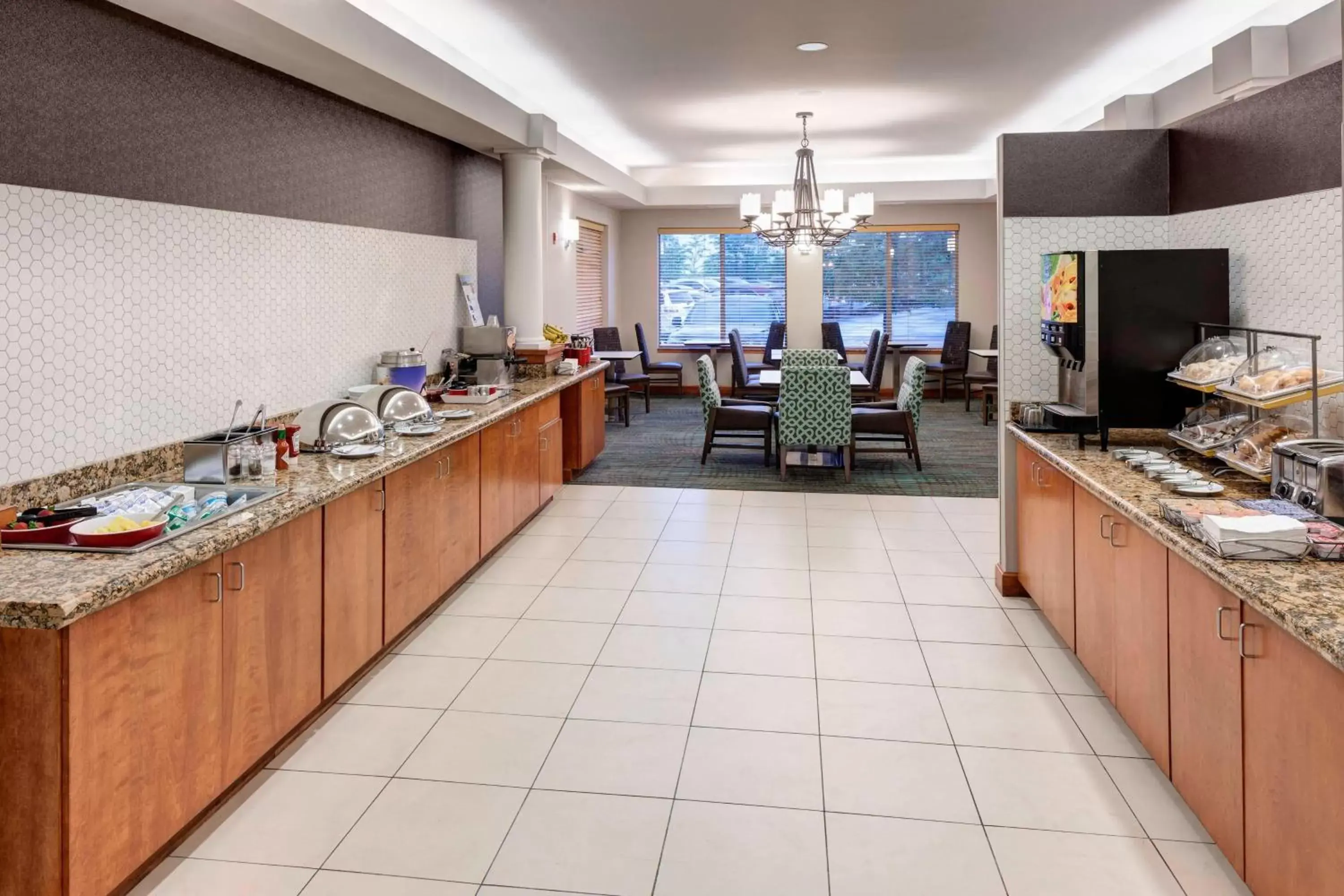 Breakfast, Restaurant/Places to Eat in Residence Inn by Marriott Chicago Lake Forest/Mettawa