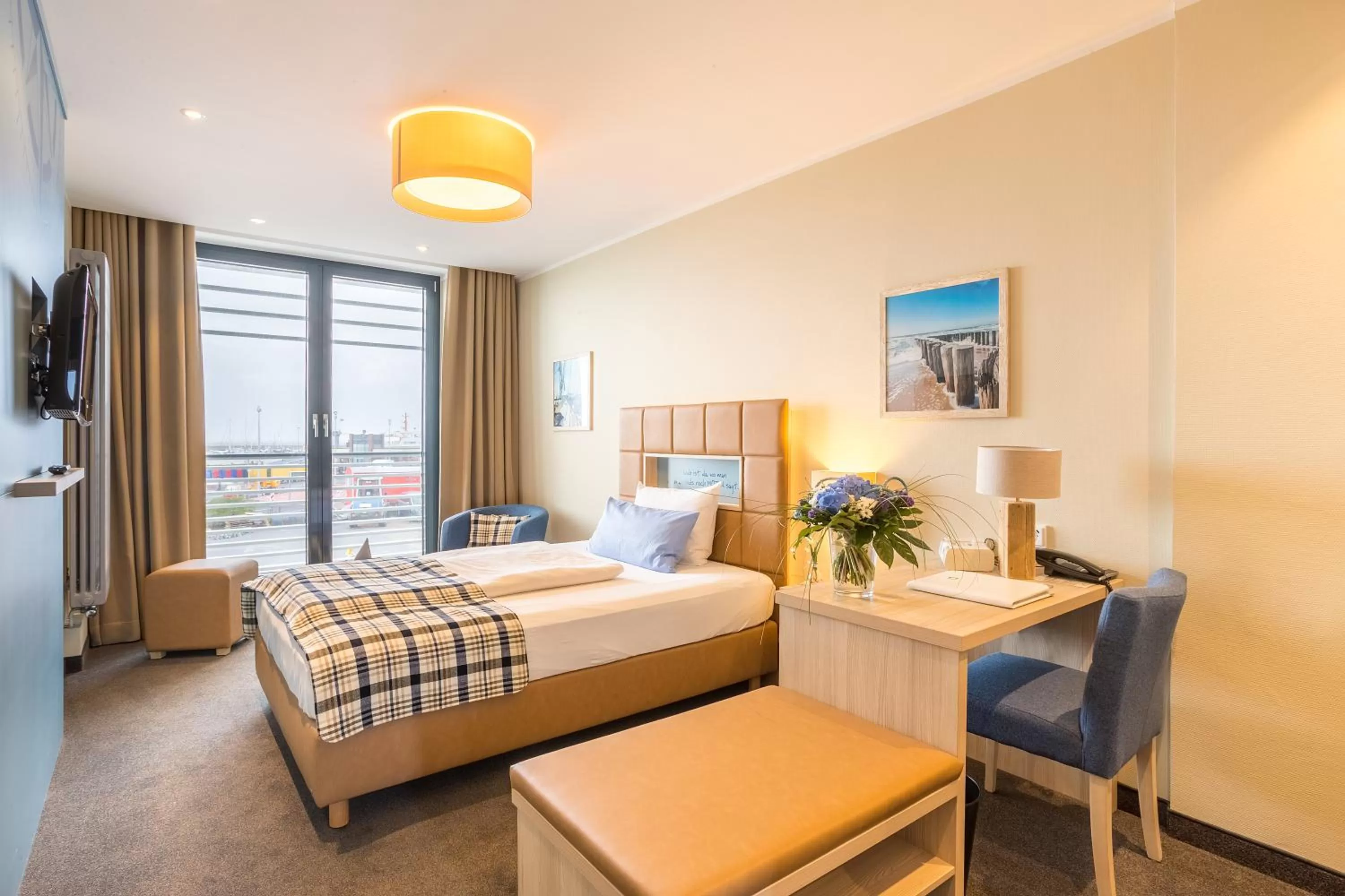 Photo of the whole room, Bed in Hotel Fährhaus