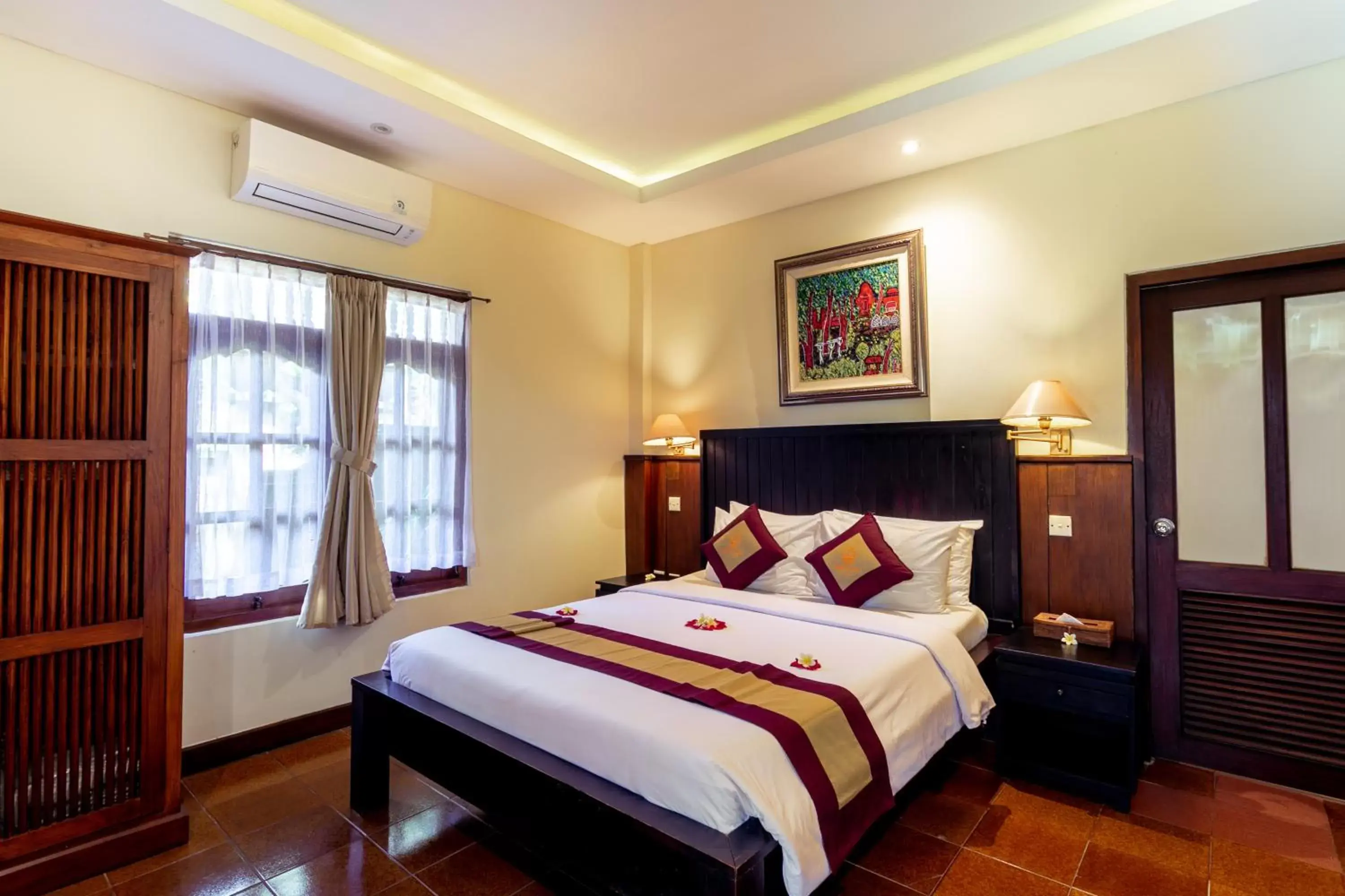 Bed in Lumbung Sari Ubud Hotel - CHSE Certified Bed in Lumbung Sari Ubud Hotel - CHSE Certified
