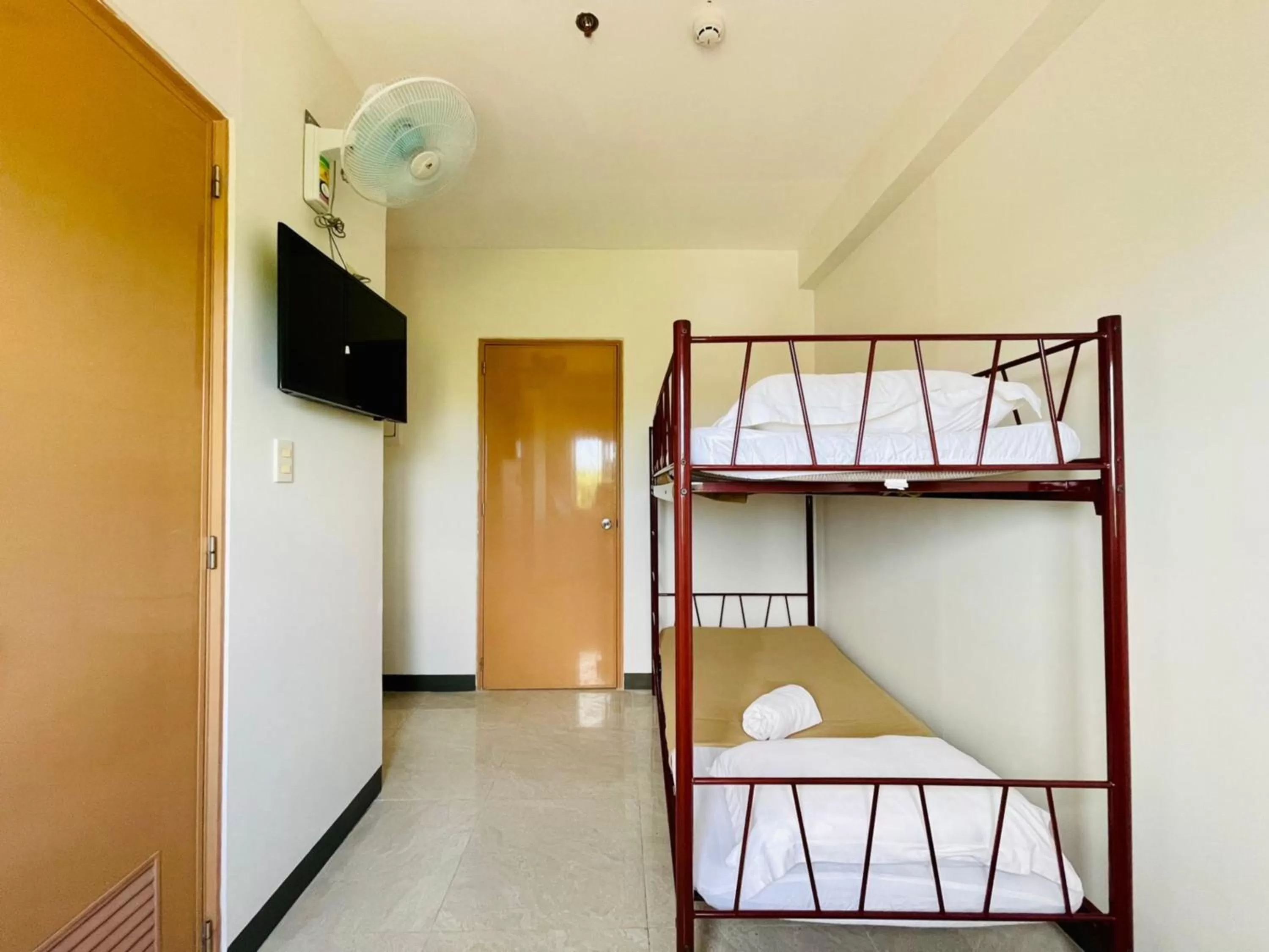 Bunk Bed in OYO 823 Stay Inn