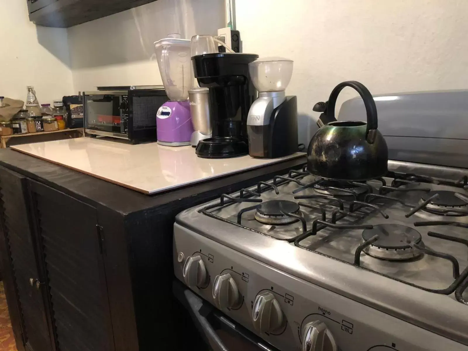 Communal kitchen, Kitchen/Kitchenette in Casa Cheleb