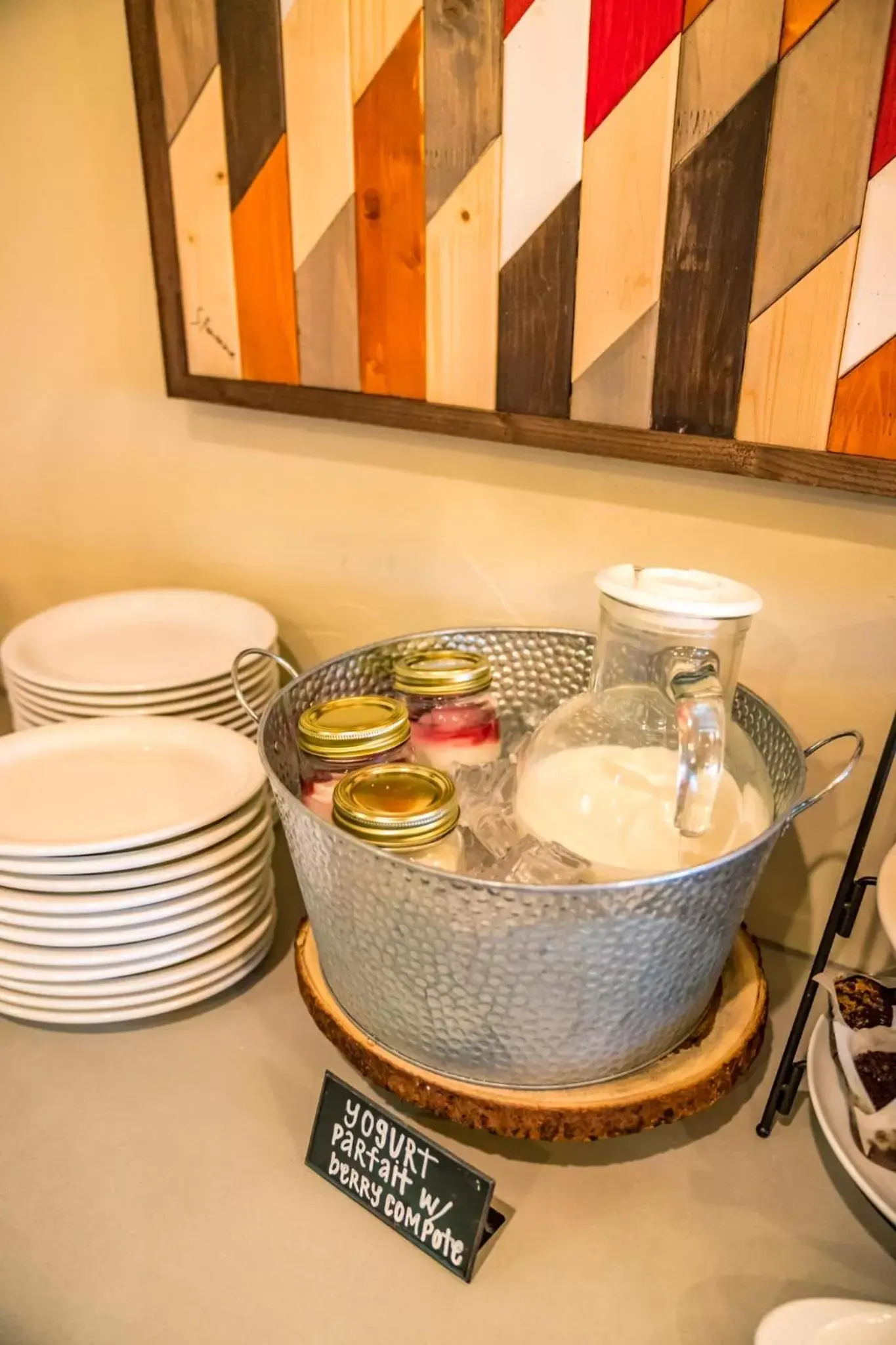 Continental breakfast in Pine Ridge Inn