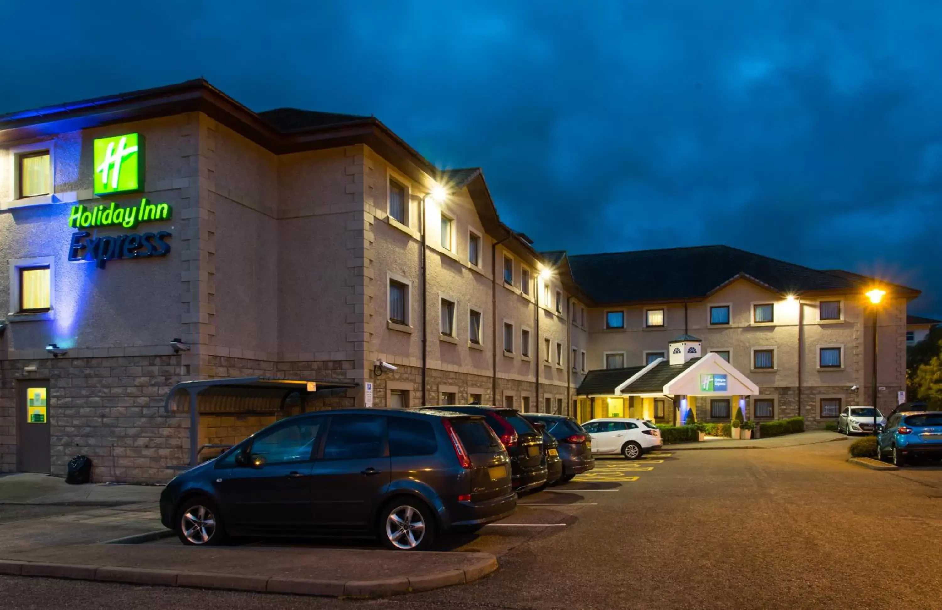 Property Building in Holiday Inn Express Inverness, an IHG Hotel