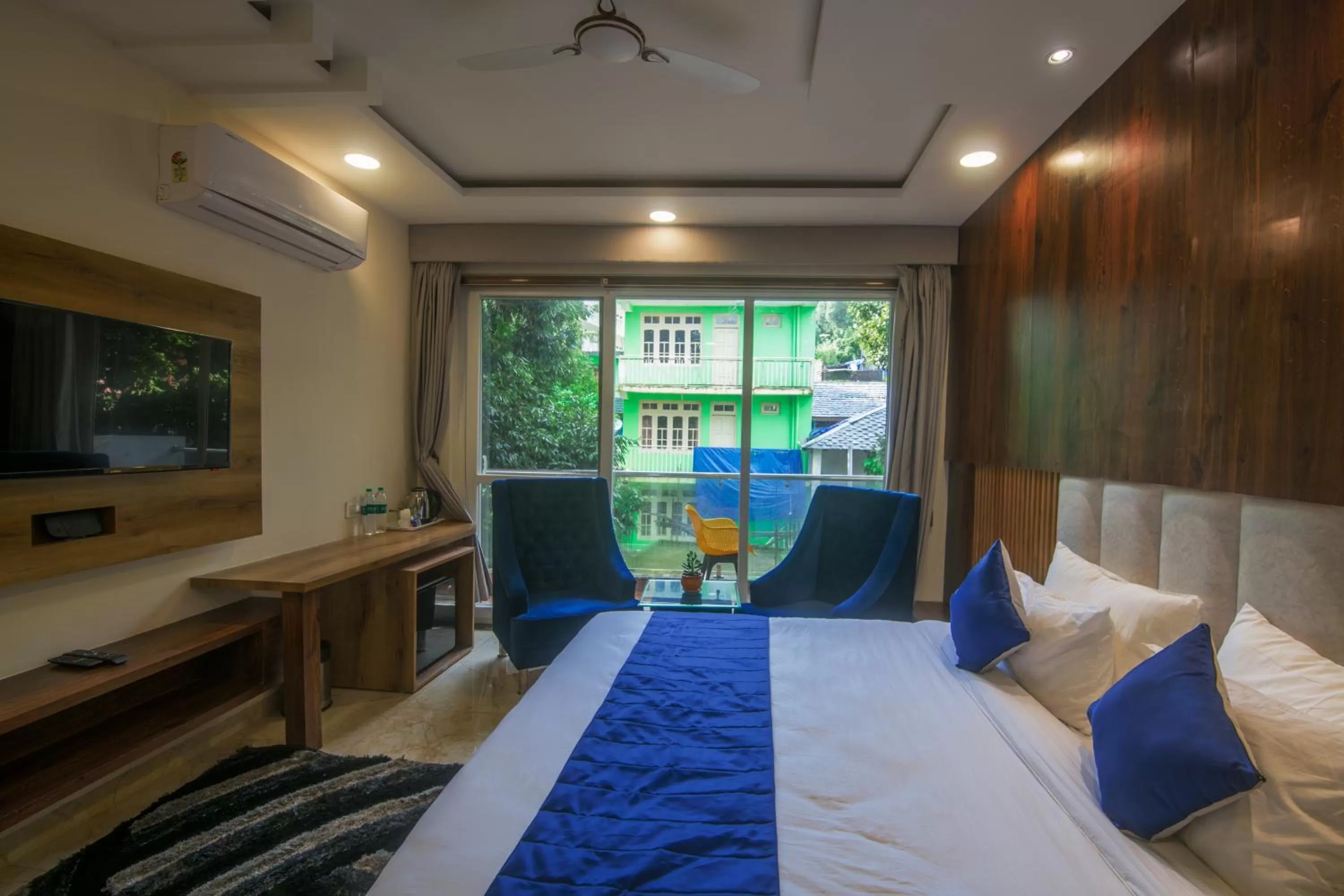View (from property/room), Bed in Shivaay Morex- A Vegetarian Hotel